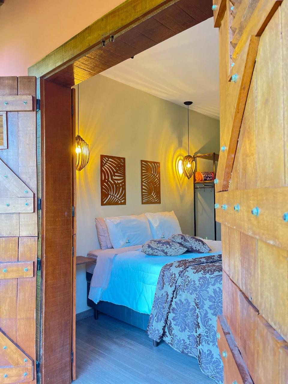Ellementares Guest House