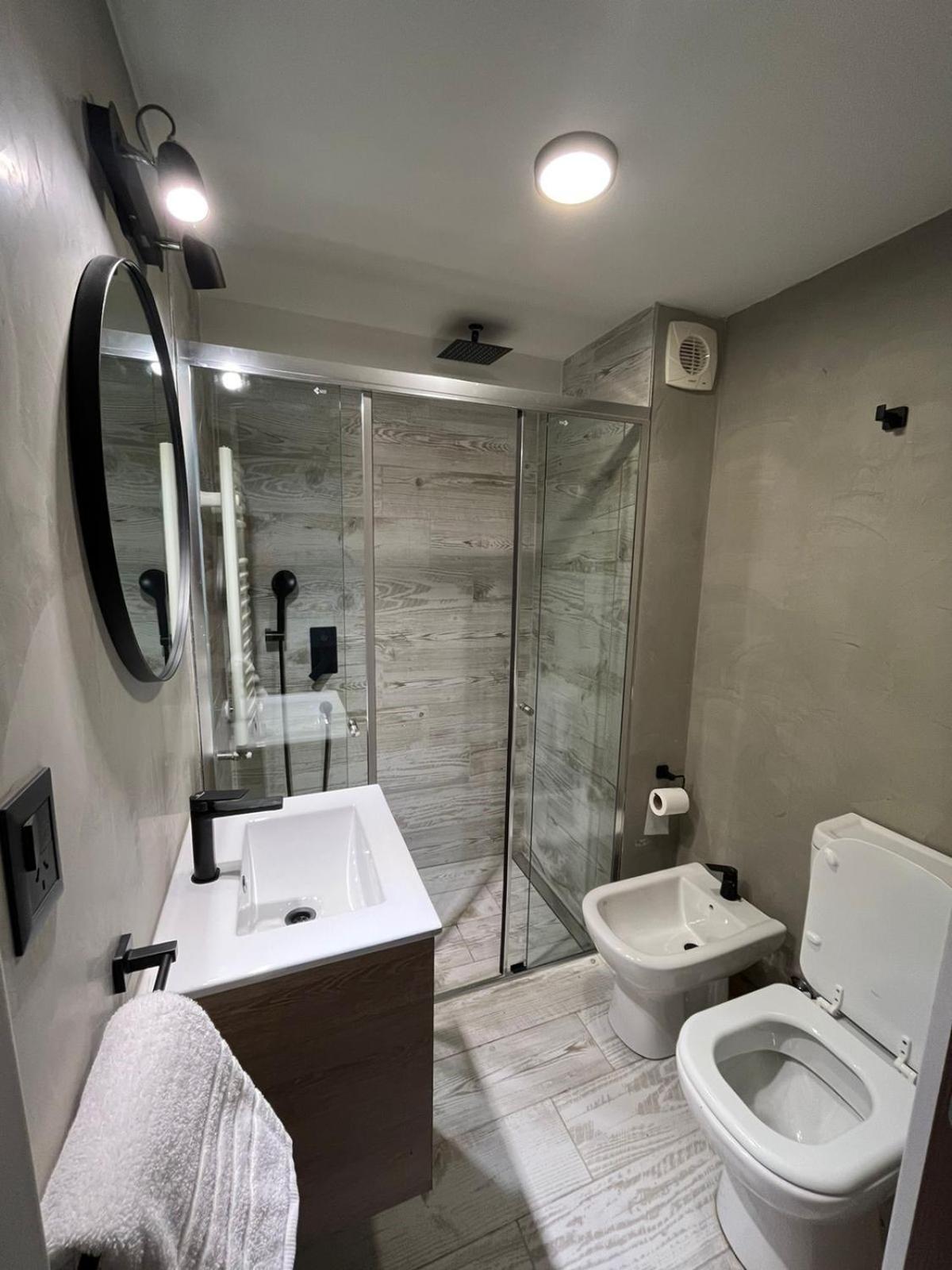 AIKEN SMA SUITE