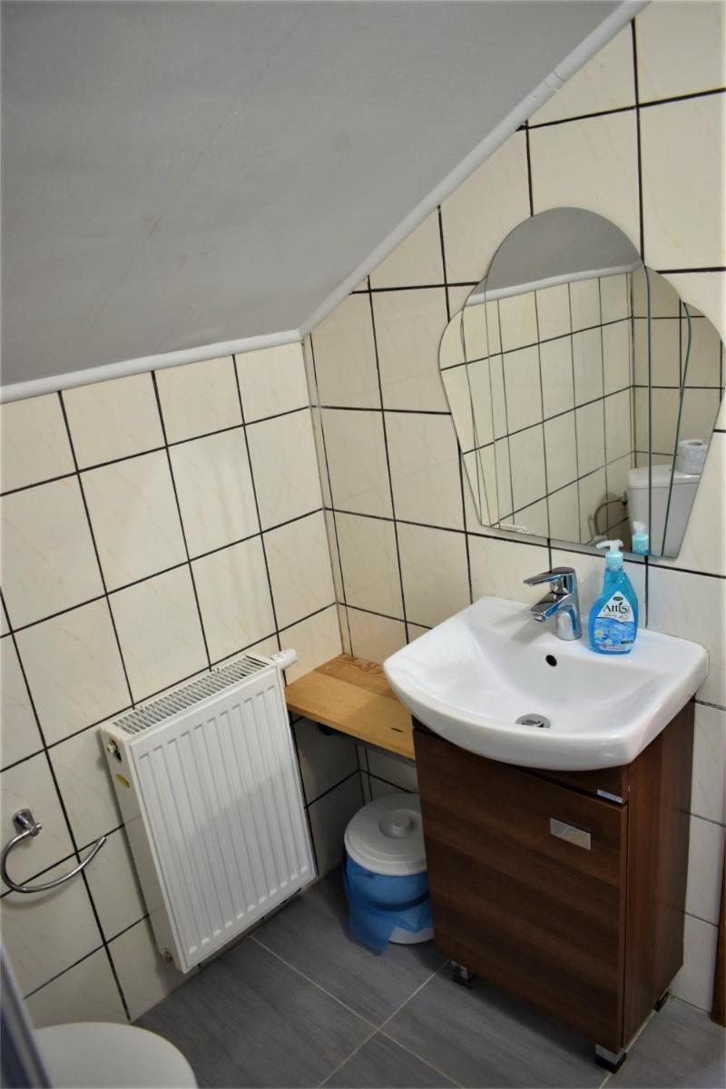 Photo 33