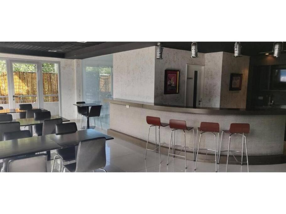 Hermoso departamento en complejo residencial