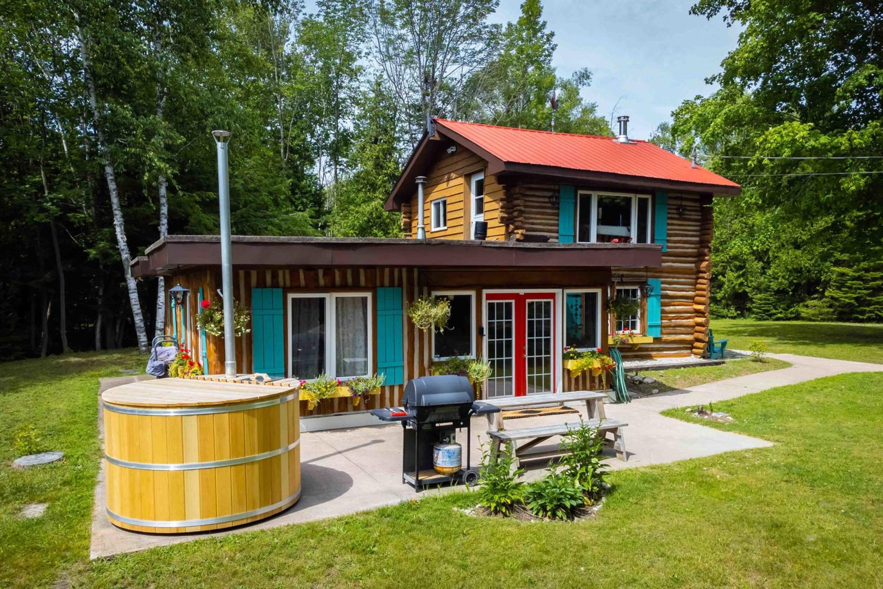 Li'l Ranch - Nature Lovers Retreat TEX MEX Log home