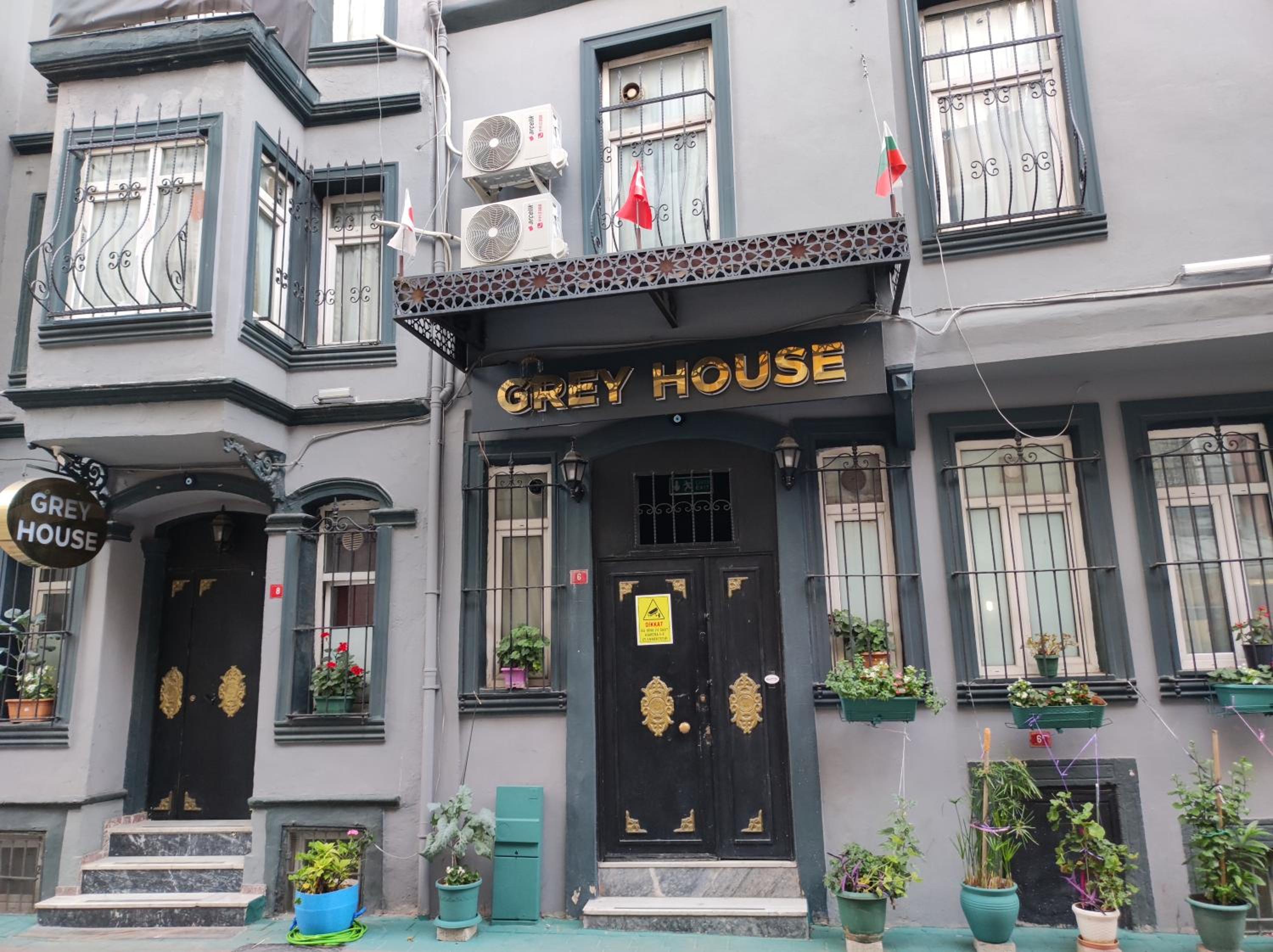 Grey House Apartments & Suites Istanbul
