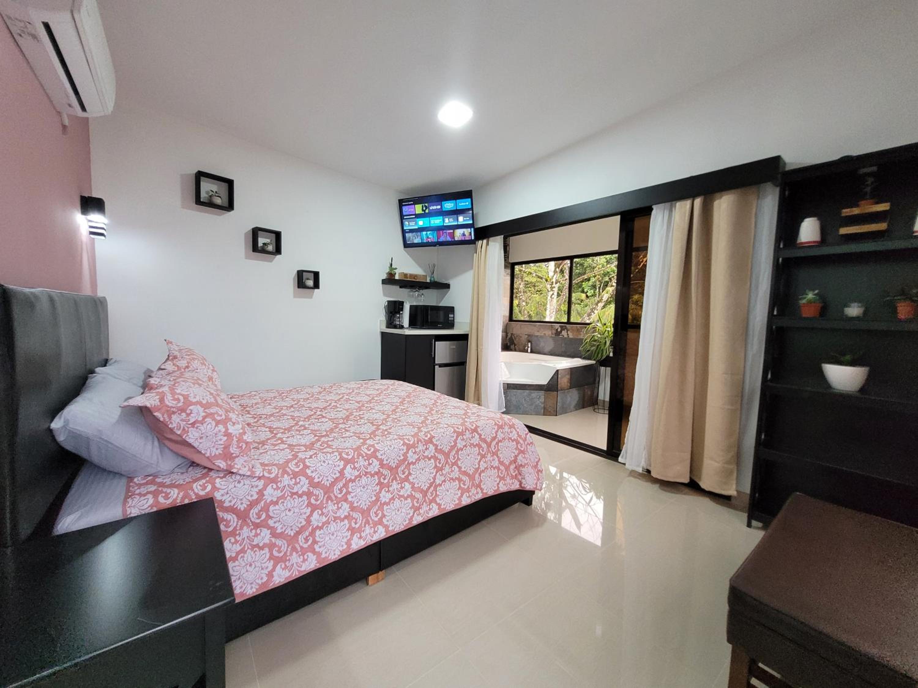 Hotel Loky'S Apartments La Fortuna