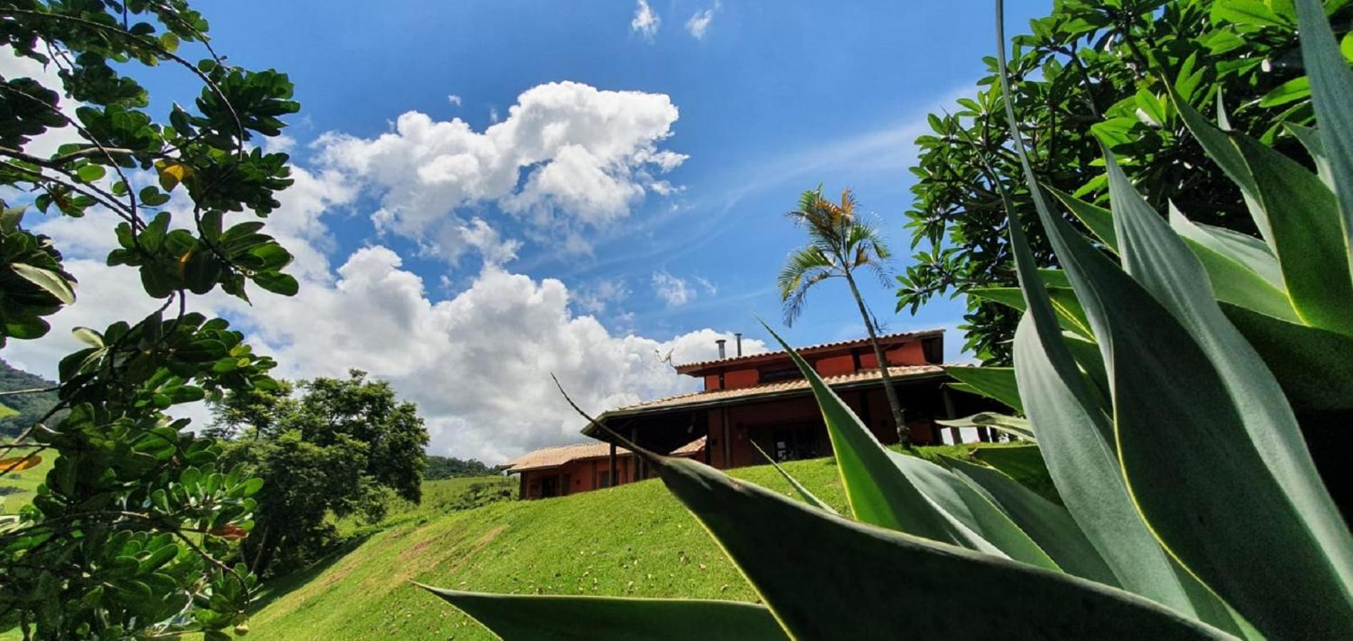 Ellementares Guest House