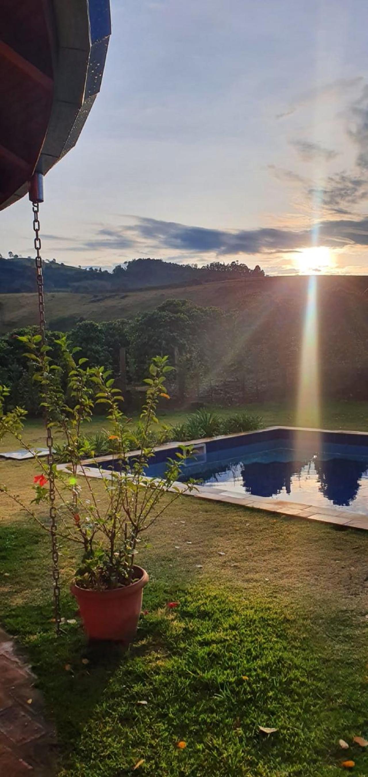Ellementares Guest House