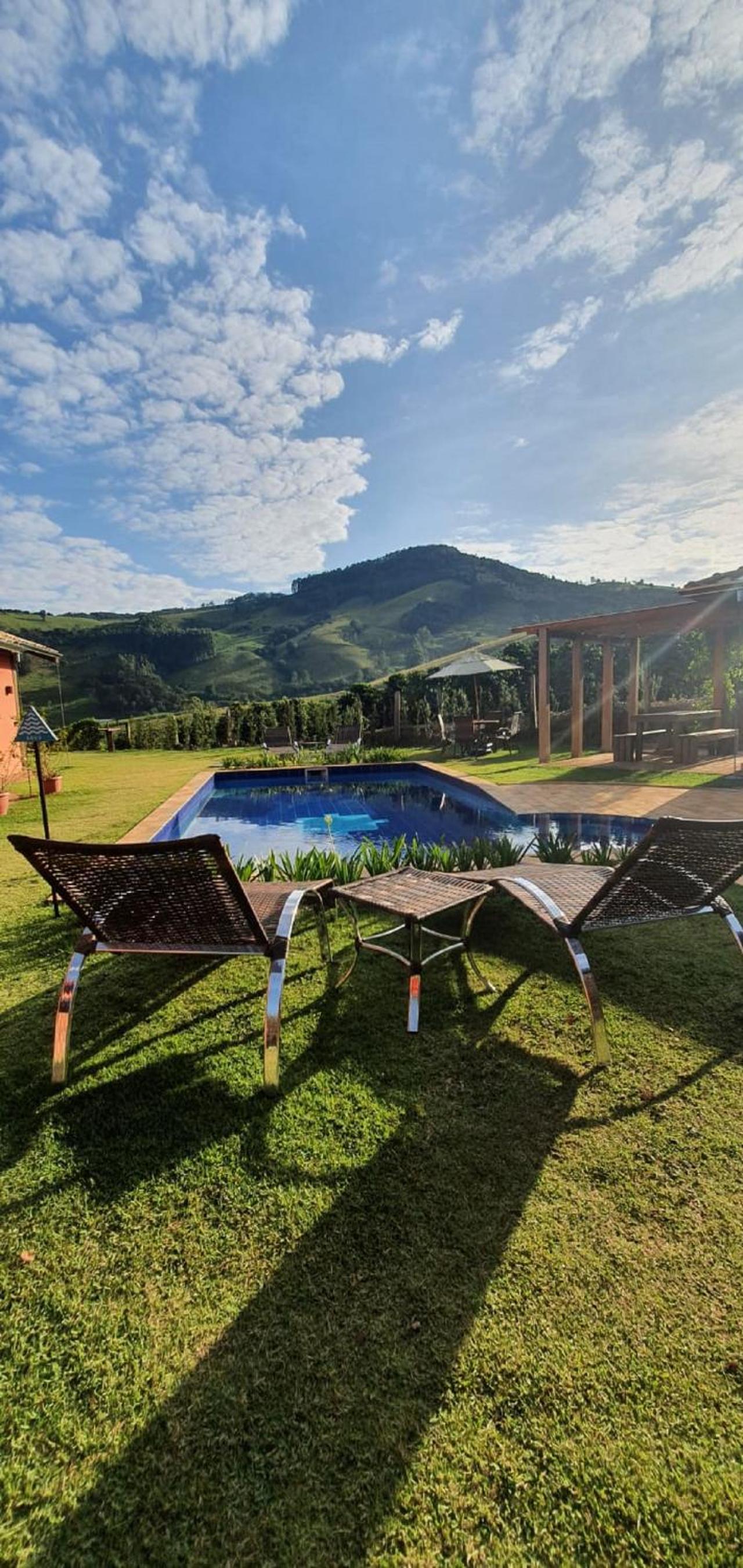 Ellementares Guest House