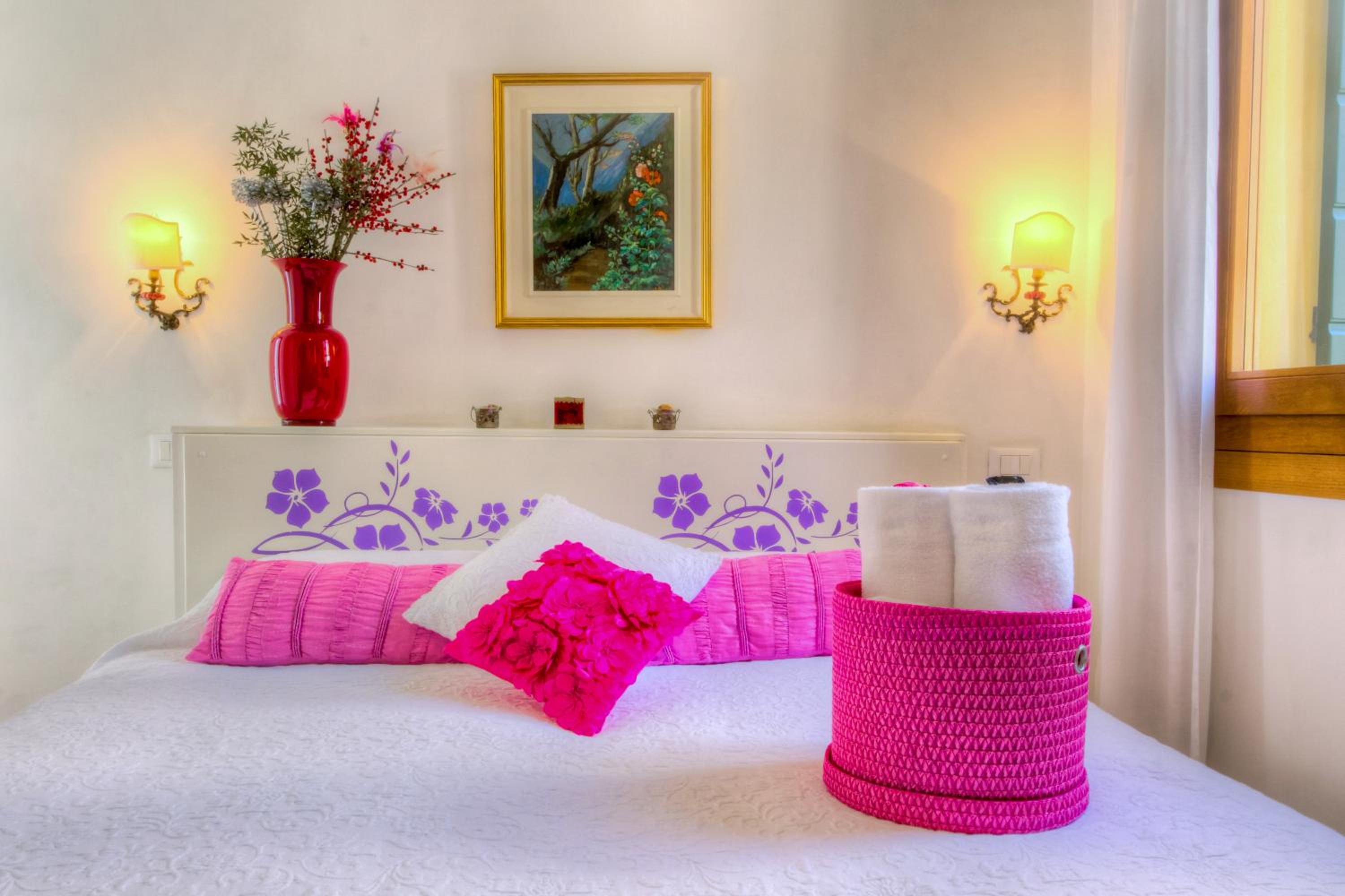 Residenza de l'Osmarin Suites
