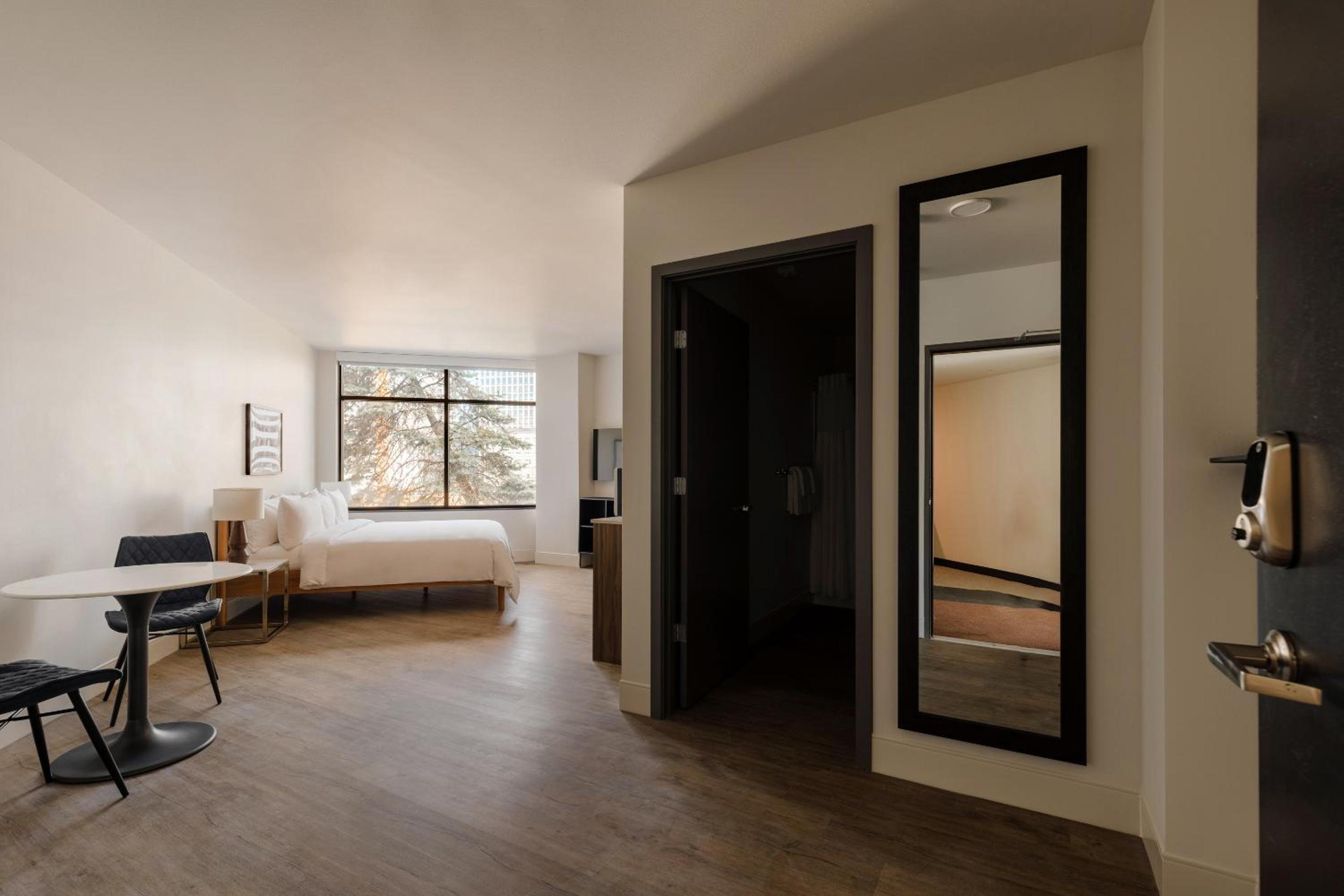 Seattle Vacations - Sonder at Pivot - Property Image 9