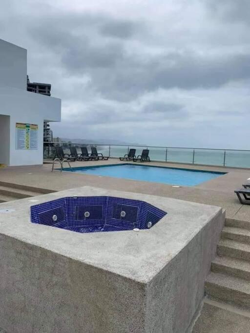 Hermosa suit 610 Makana, Tonsupa-Atacames-Esmeraldas view 4