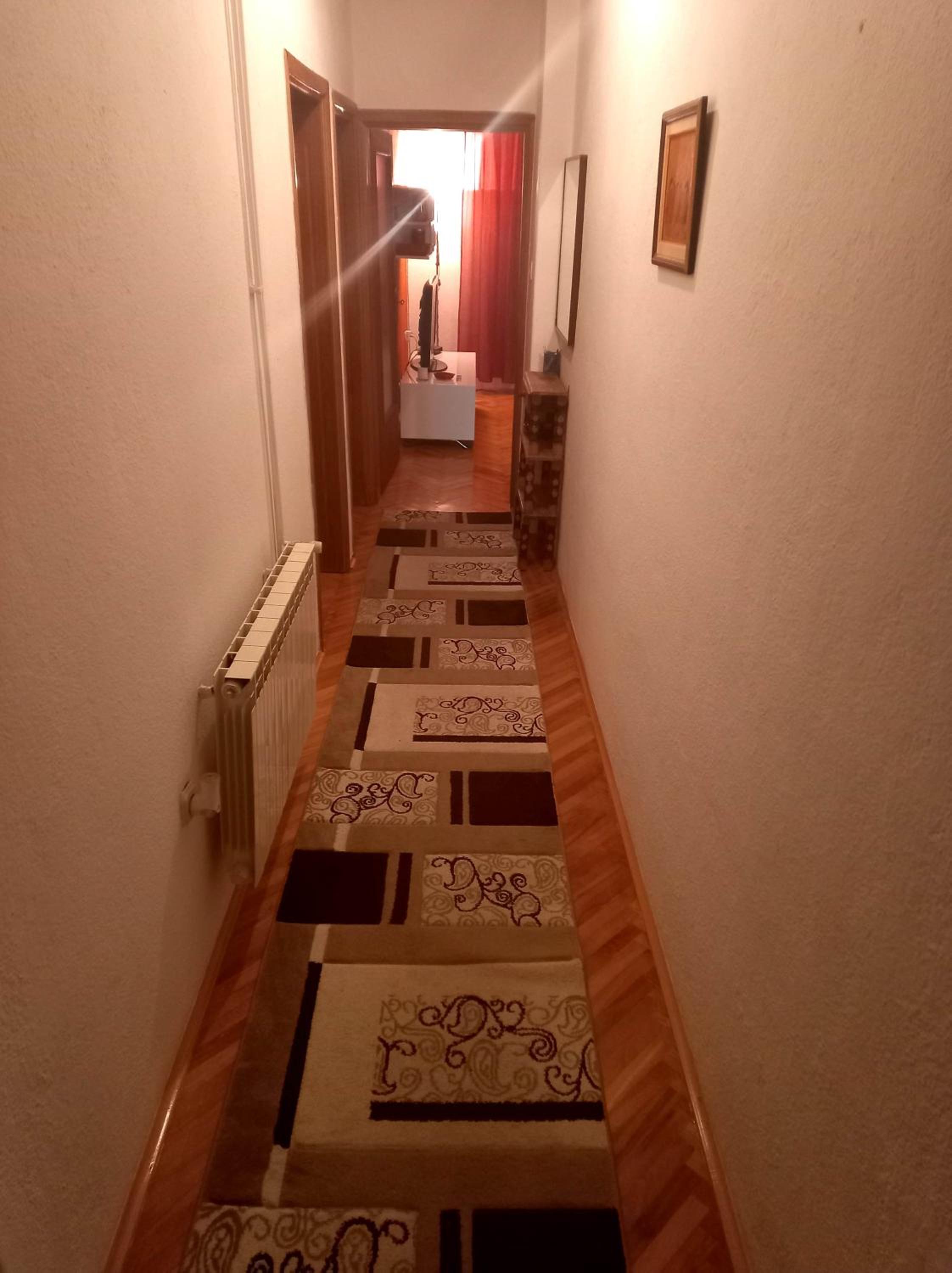Apartment Tarik