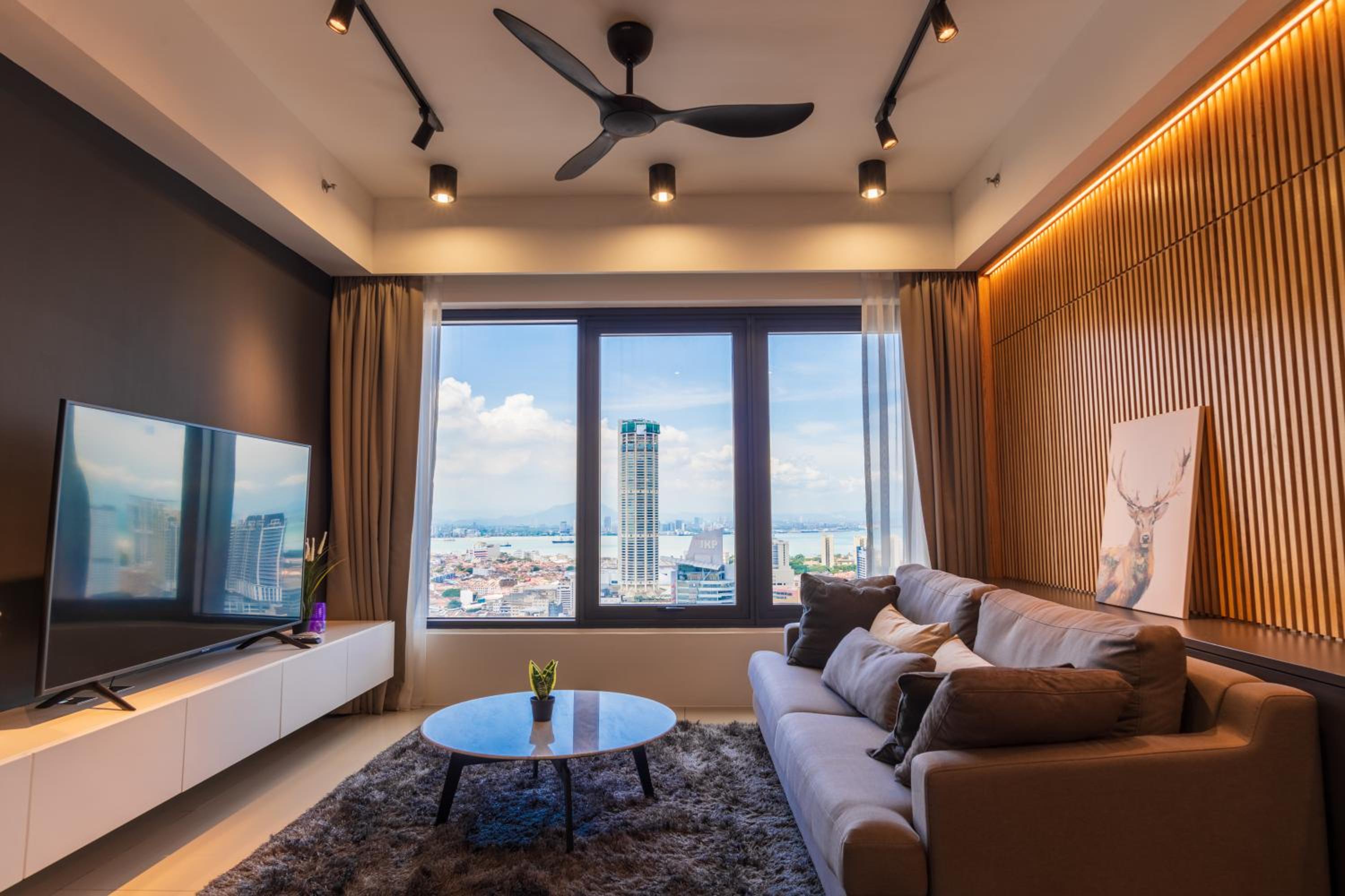 Executive Seaview 2Bedrooms Macalister Georgetown 4-6pax photo 1