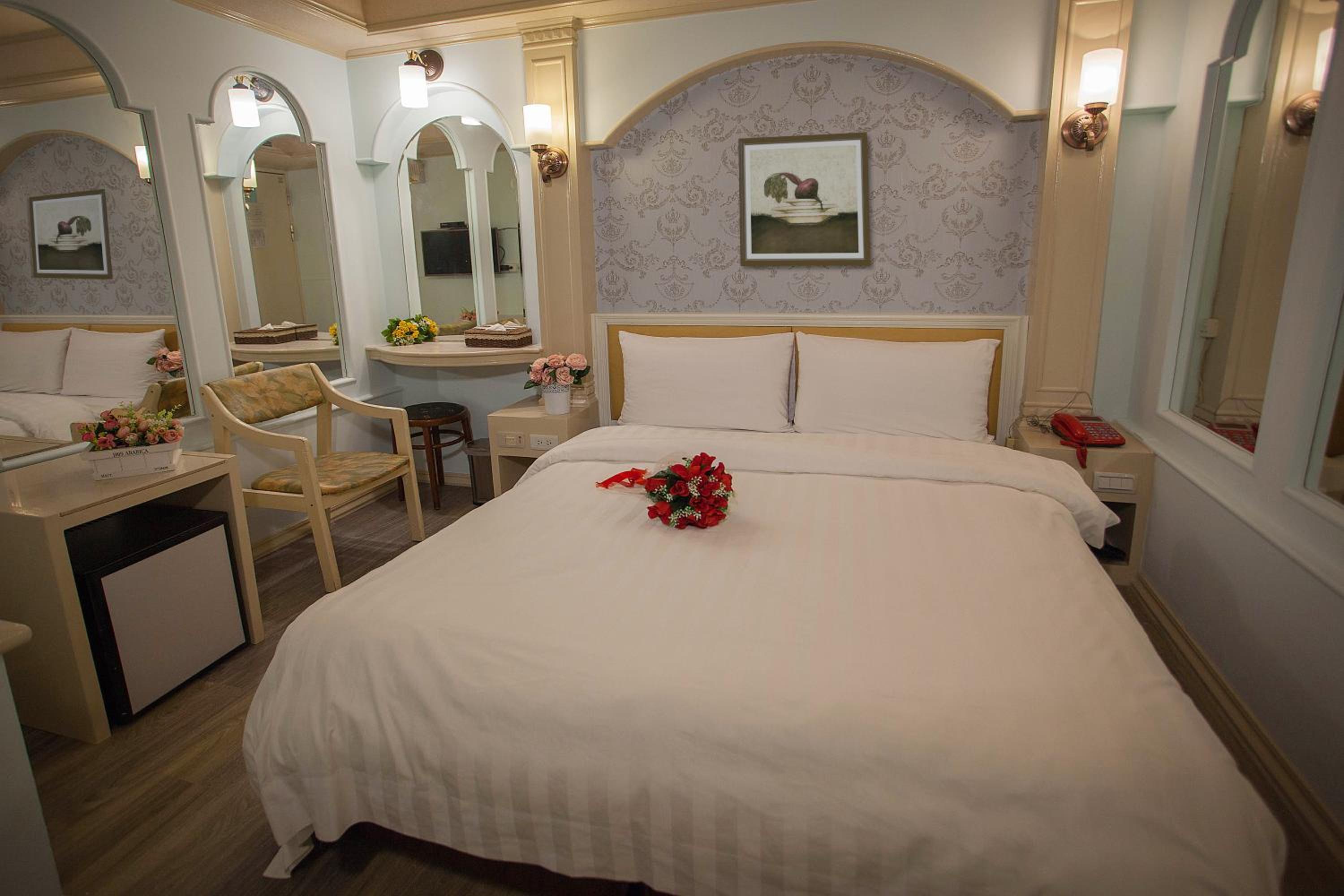 Showart Hotel