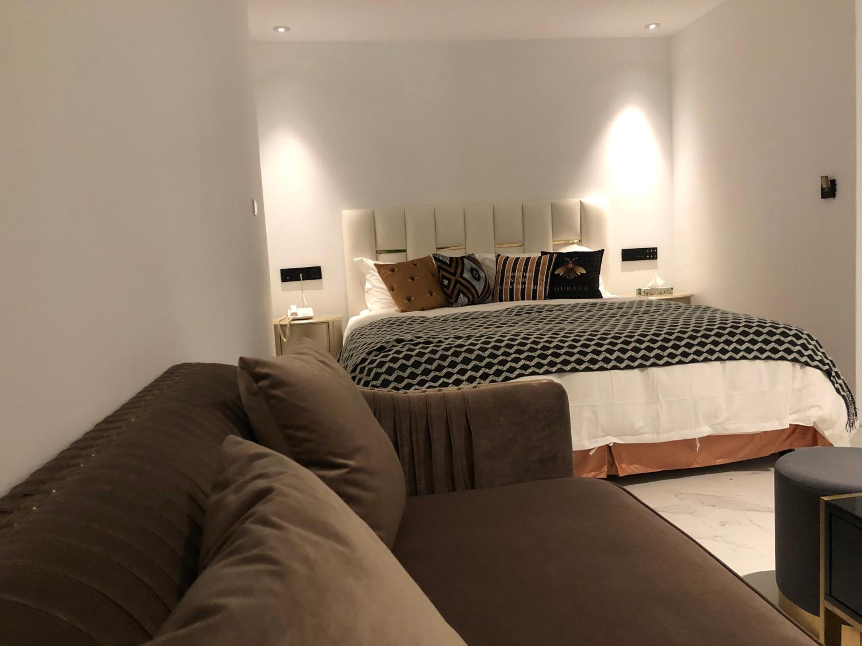 hotel room