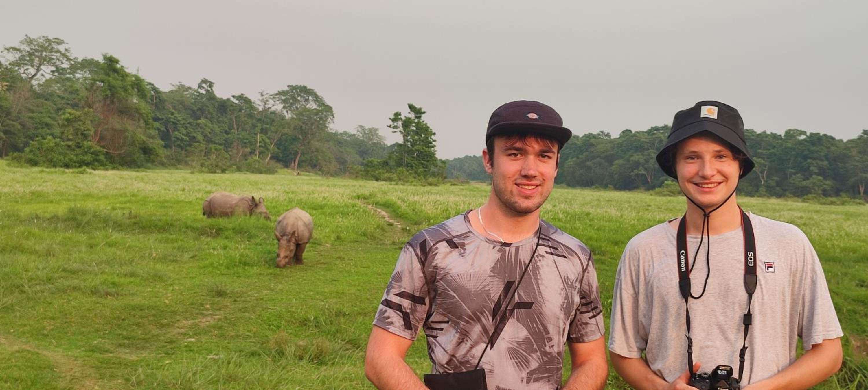 Hotel Rhino Land-Sauraha Family Home