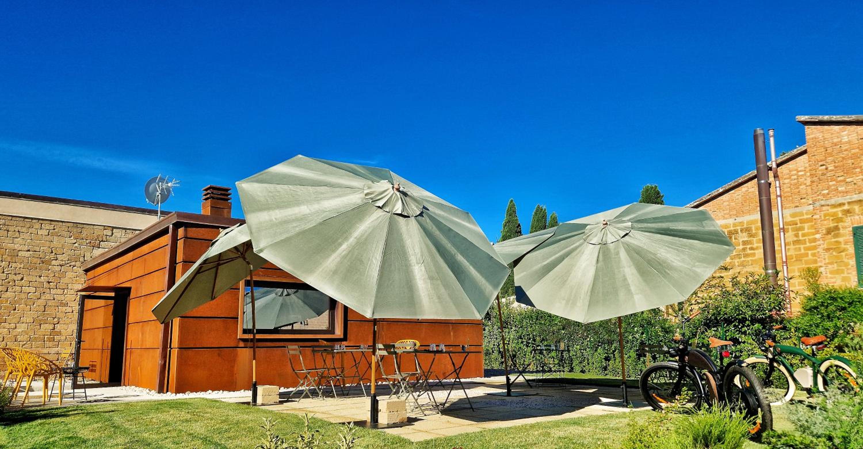 GARAGE47 Storica Officina Meccanica LOFT B&B iN PIENZA view 5