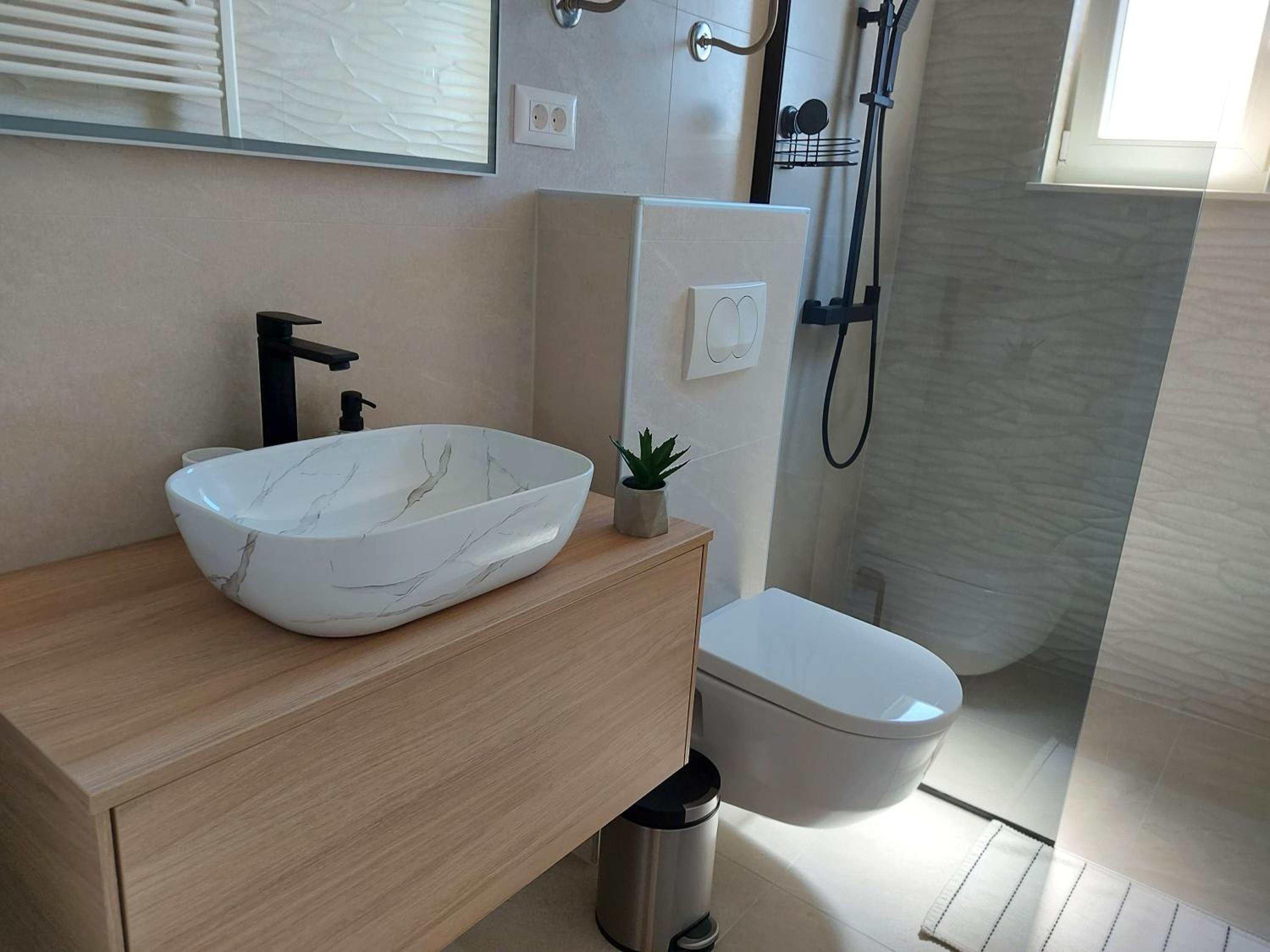 Luxury Apartments Marina View