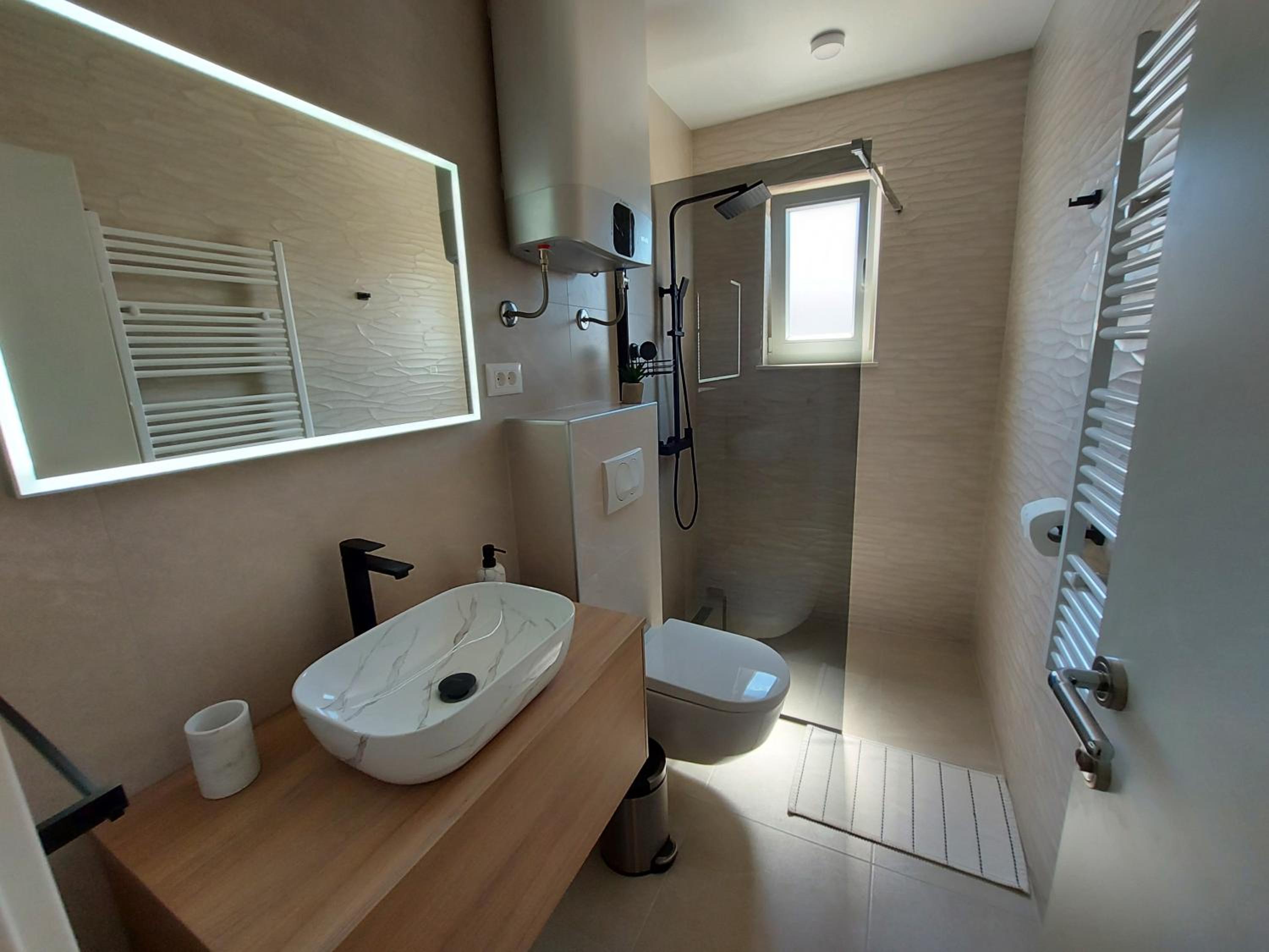 Luxury Apartments Marina View