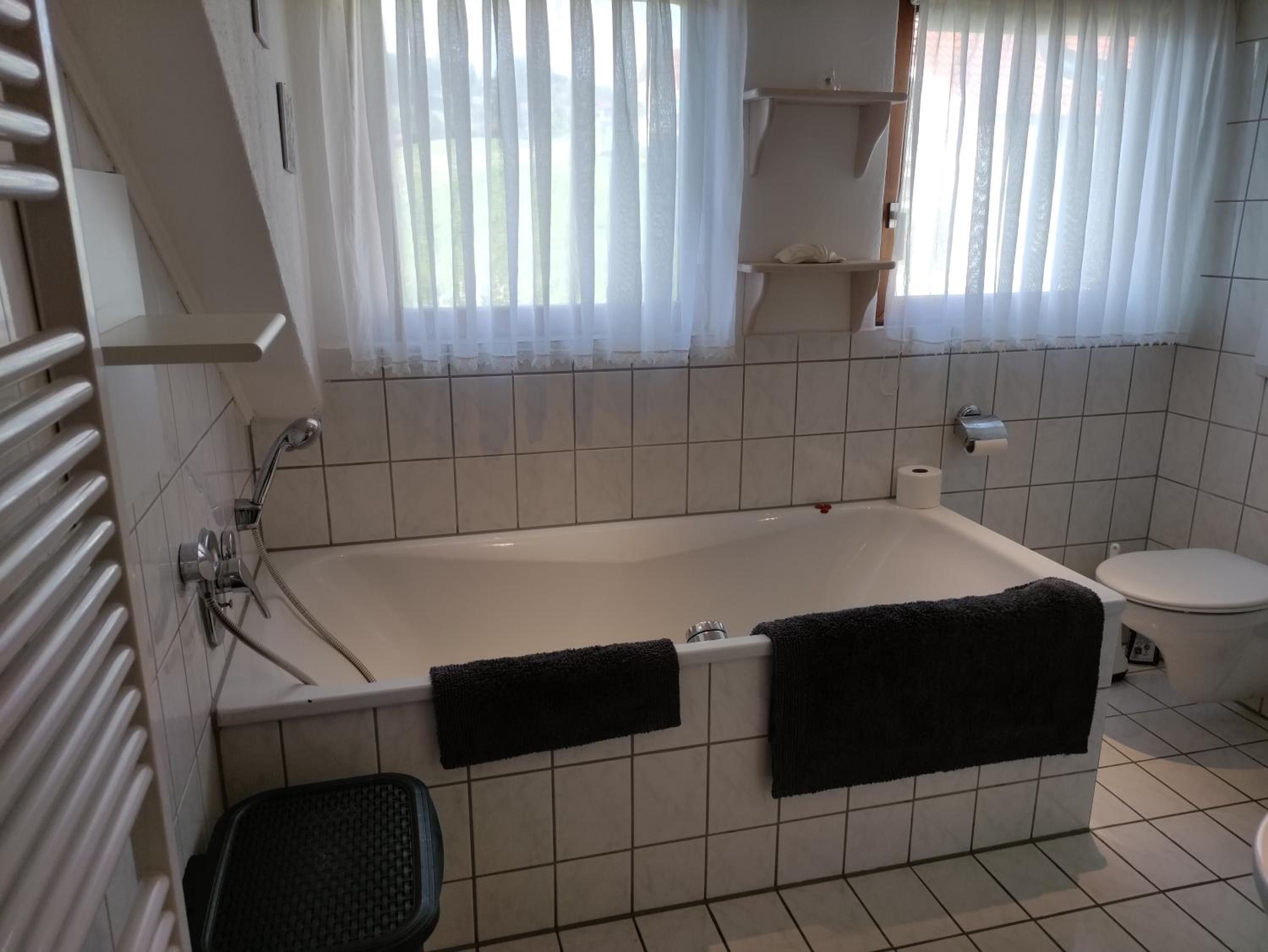 Direkt am Hopfensee- Ferienwohnung