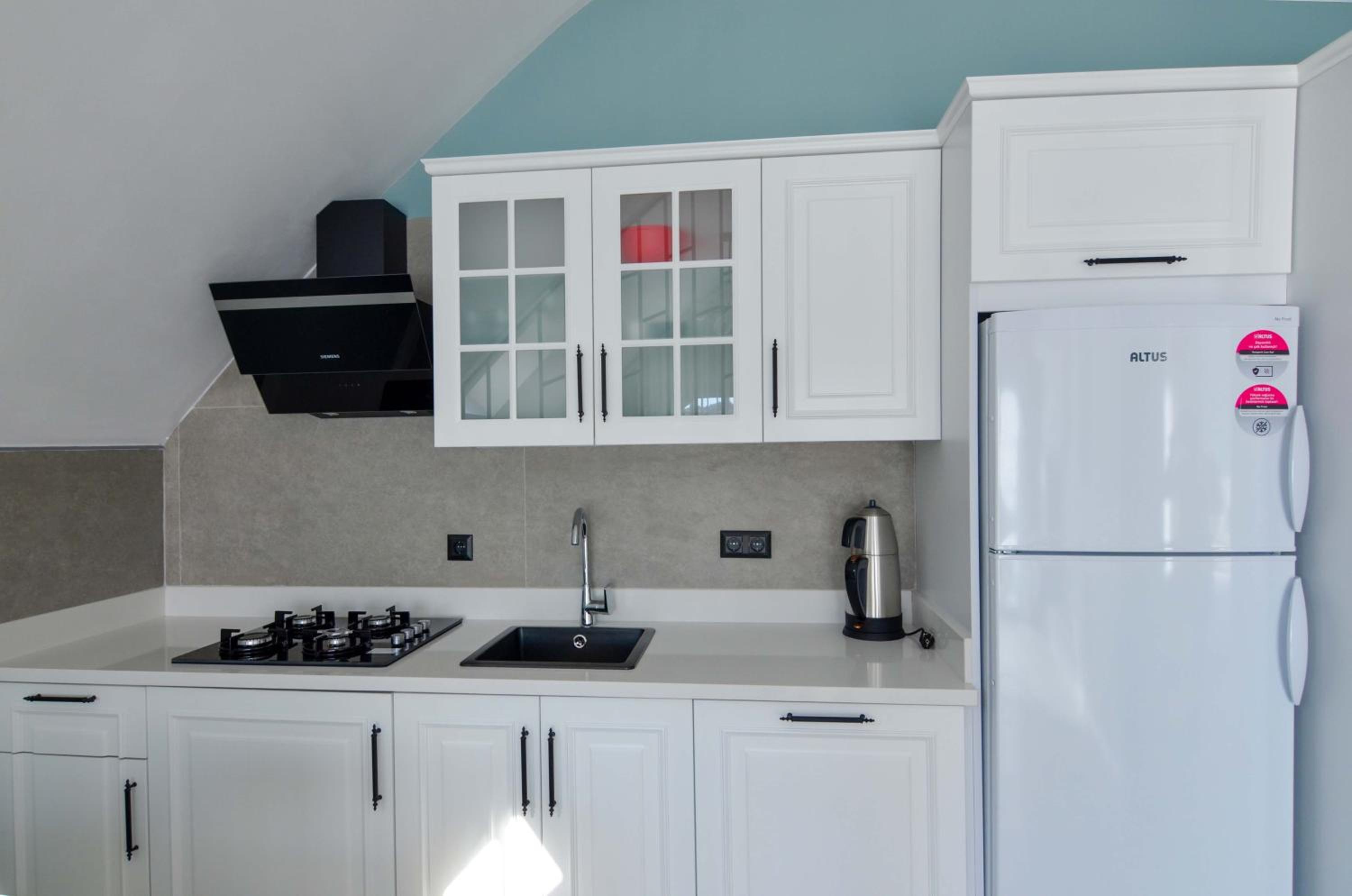 Juglans Suites - Image 59