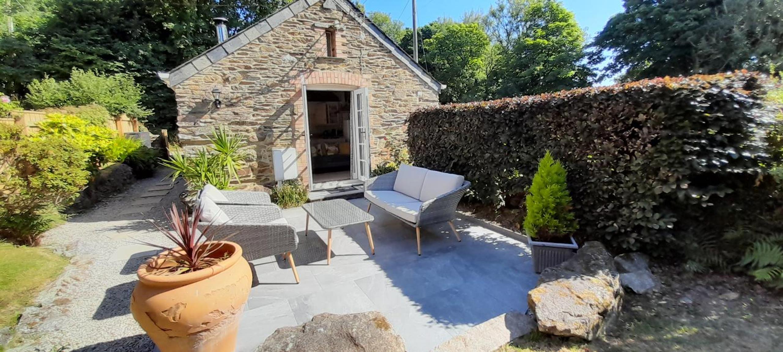 Stunning cosy barn in peaceful rural Cornwall view 5