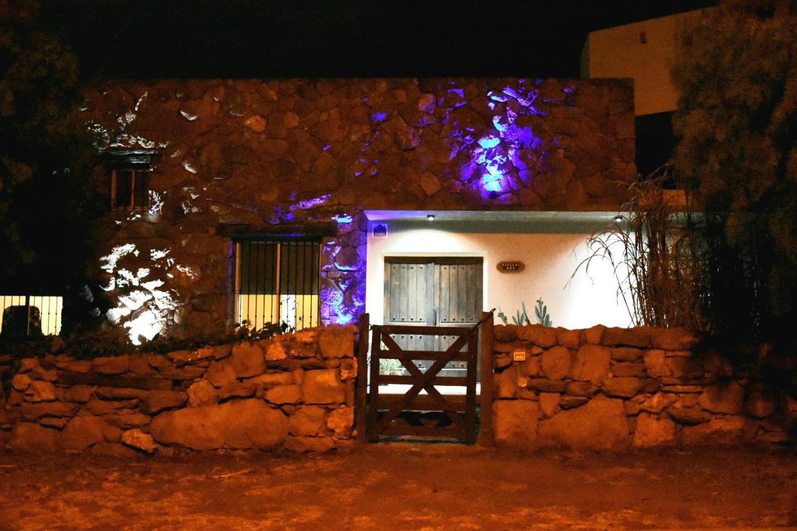 LA PEDRERA - VILLA DEL LAGO - Carlos Paz - Córdoba - Argentina