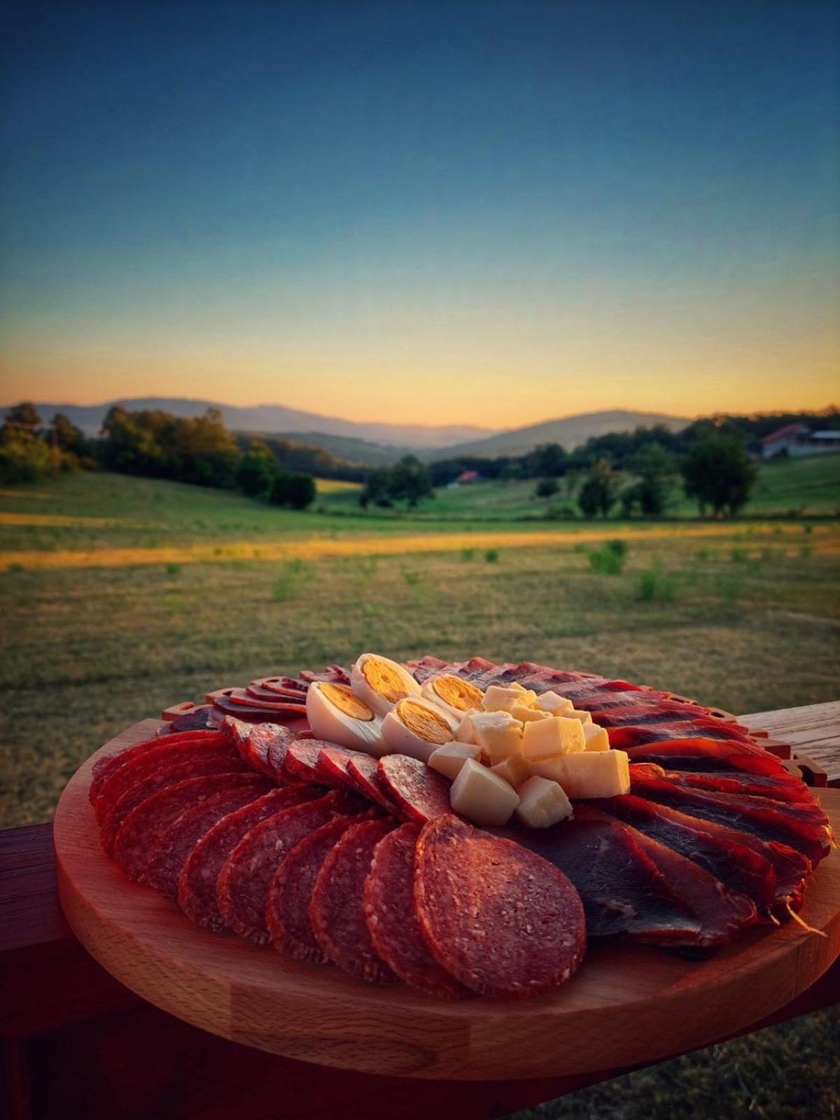 Brvnara Zečević view 3