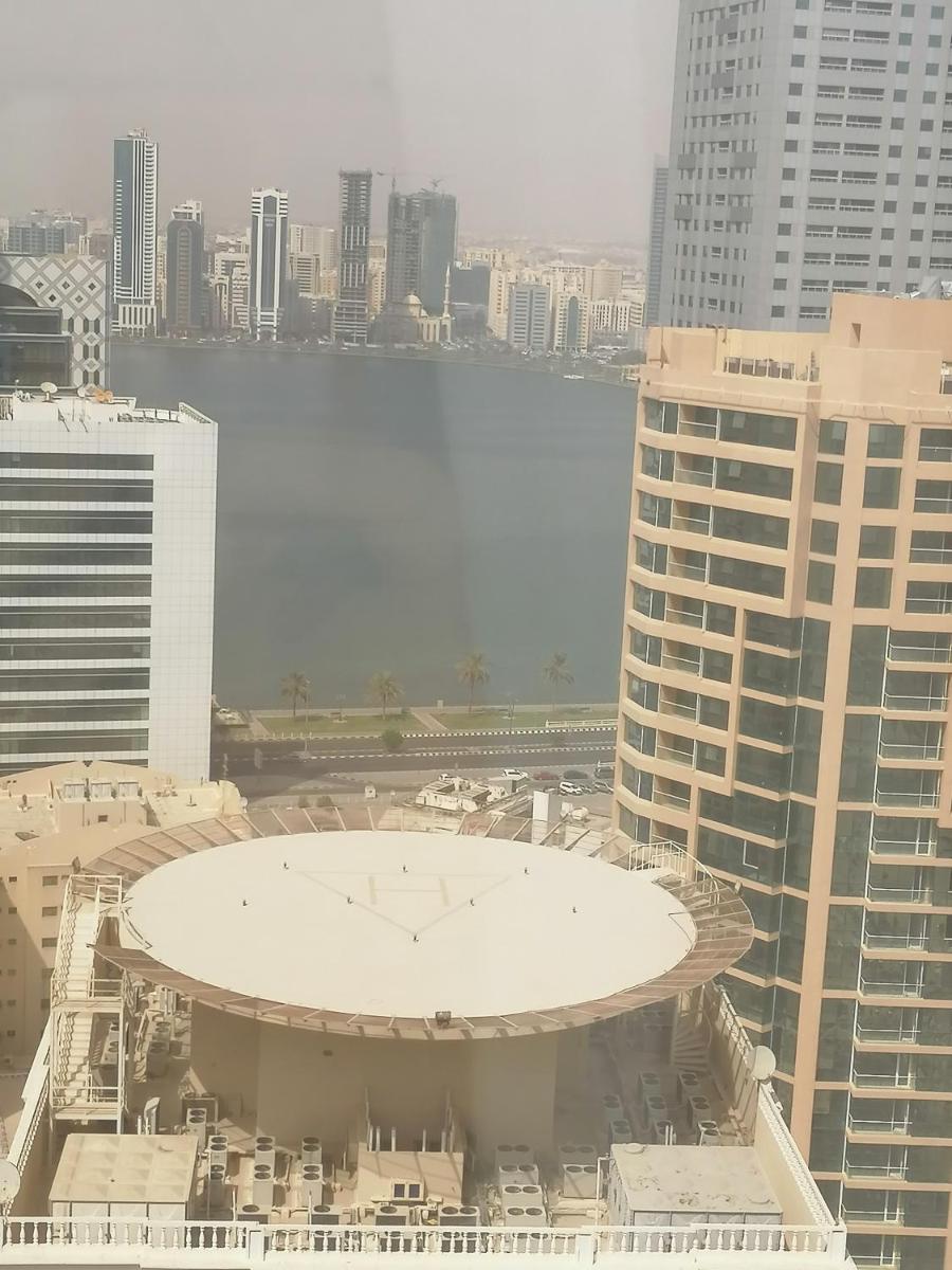 Al Qasba Lima Suites