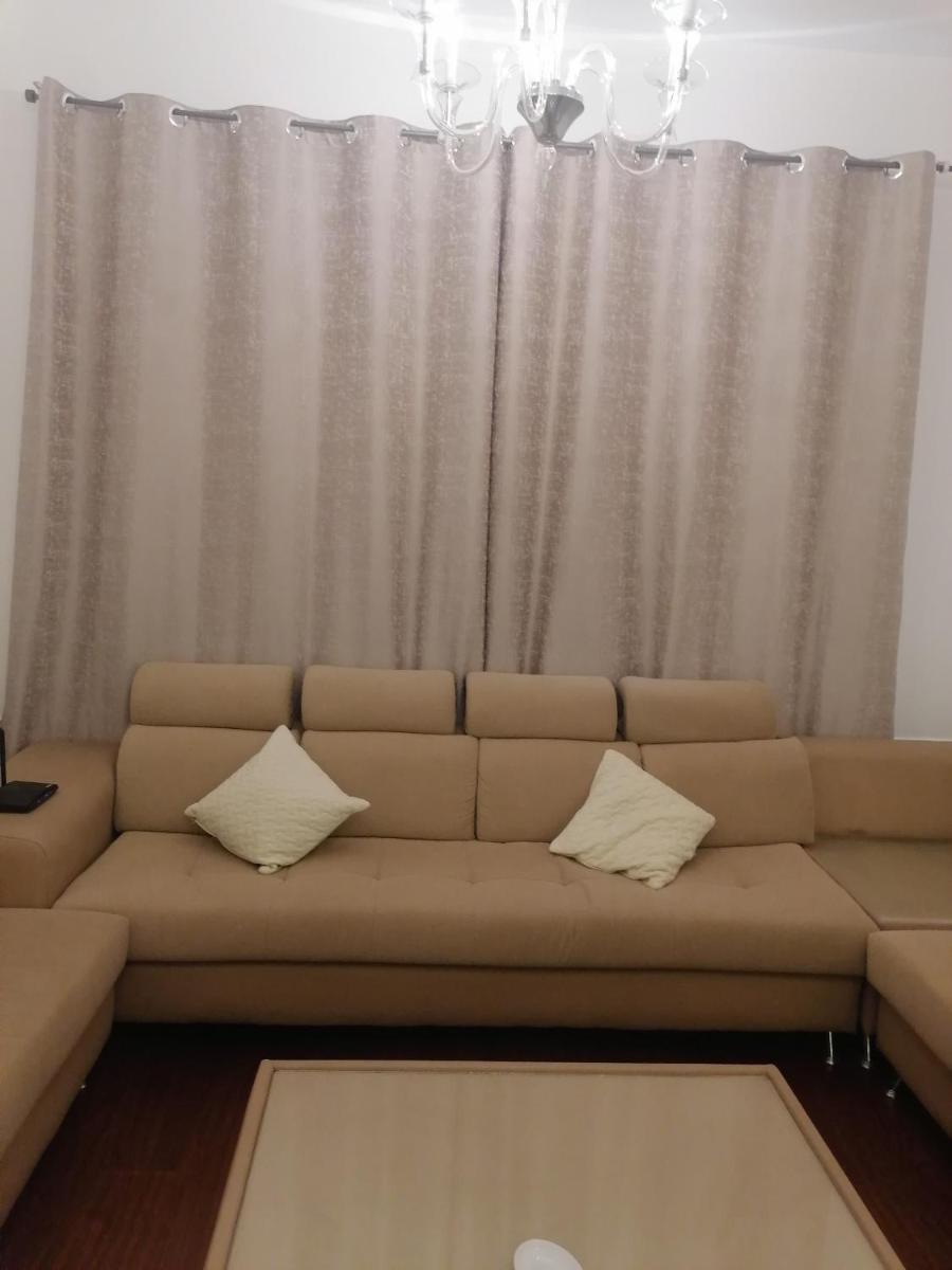 Al Qasba Lima Suites
