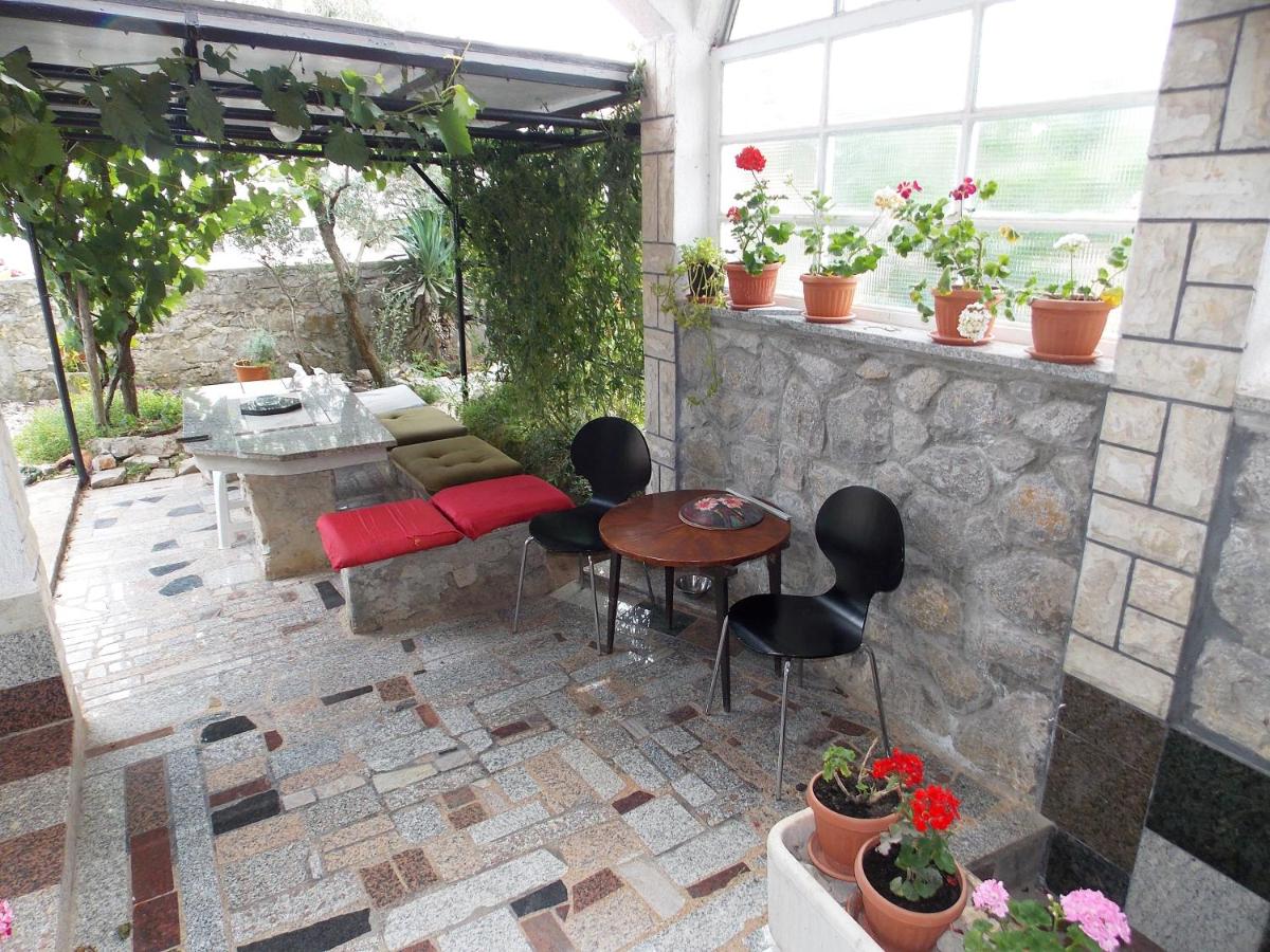 Apartments Miro Kornić view 5