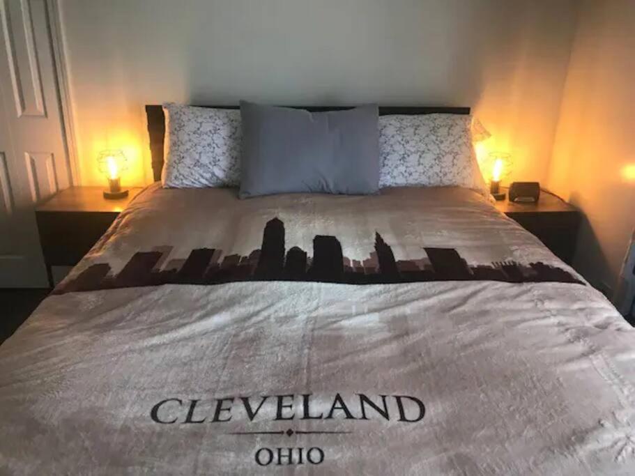 Uber Close to Ohio City, Cleveland (Upper) view 5
