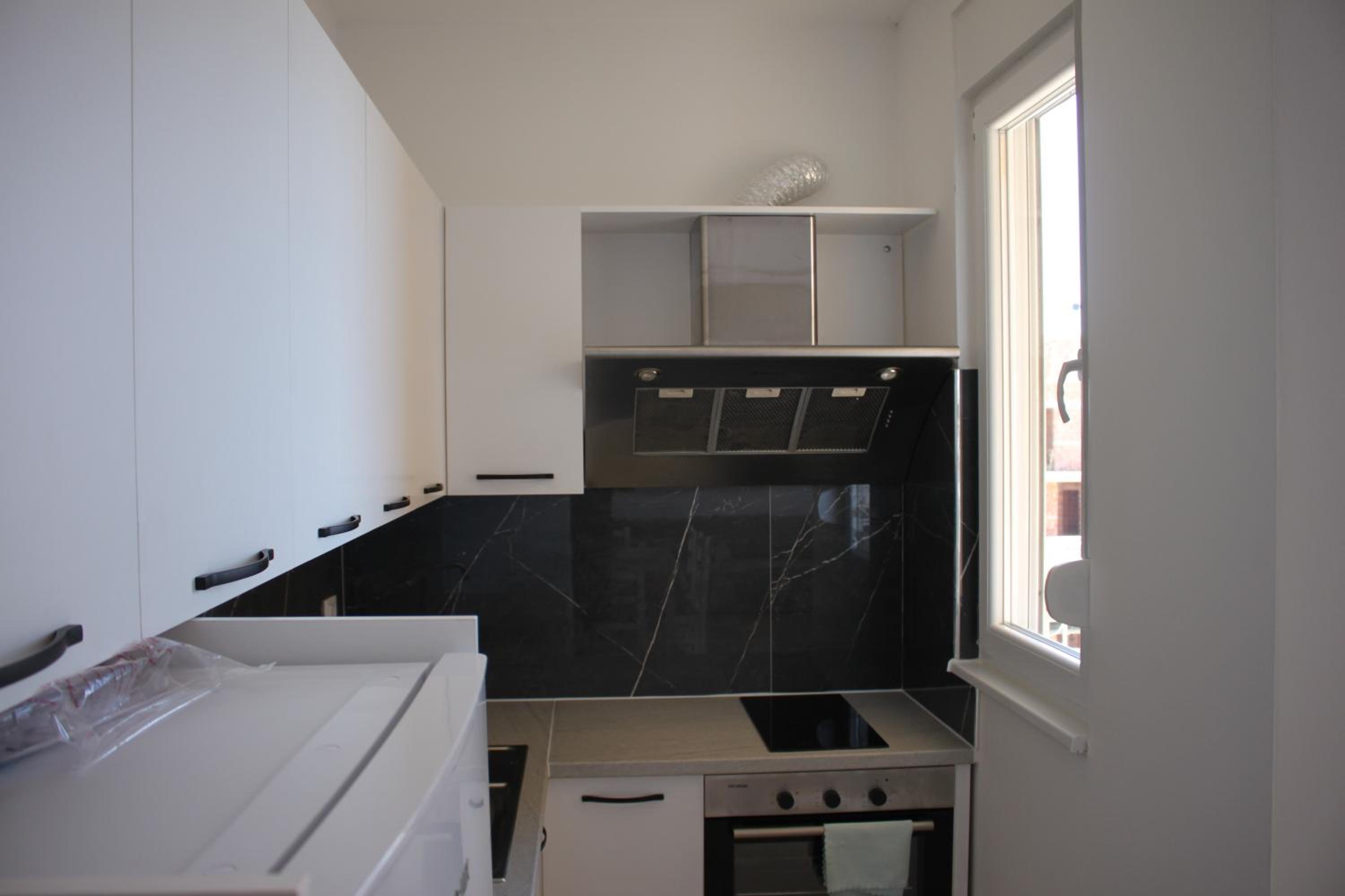 Everest Apartments Shengjin