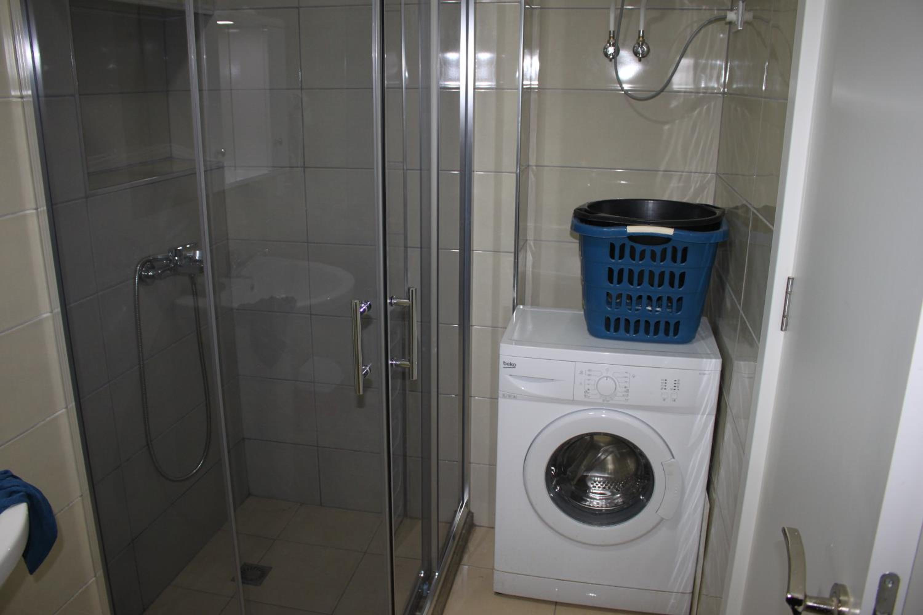 Everest Apartments Shengjin