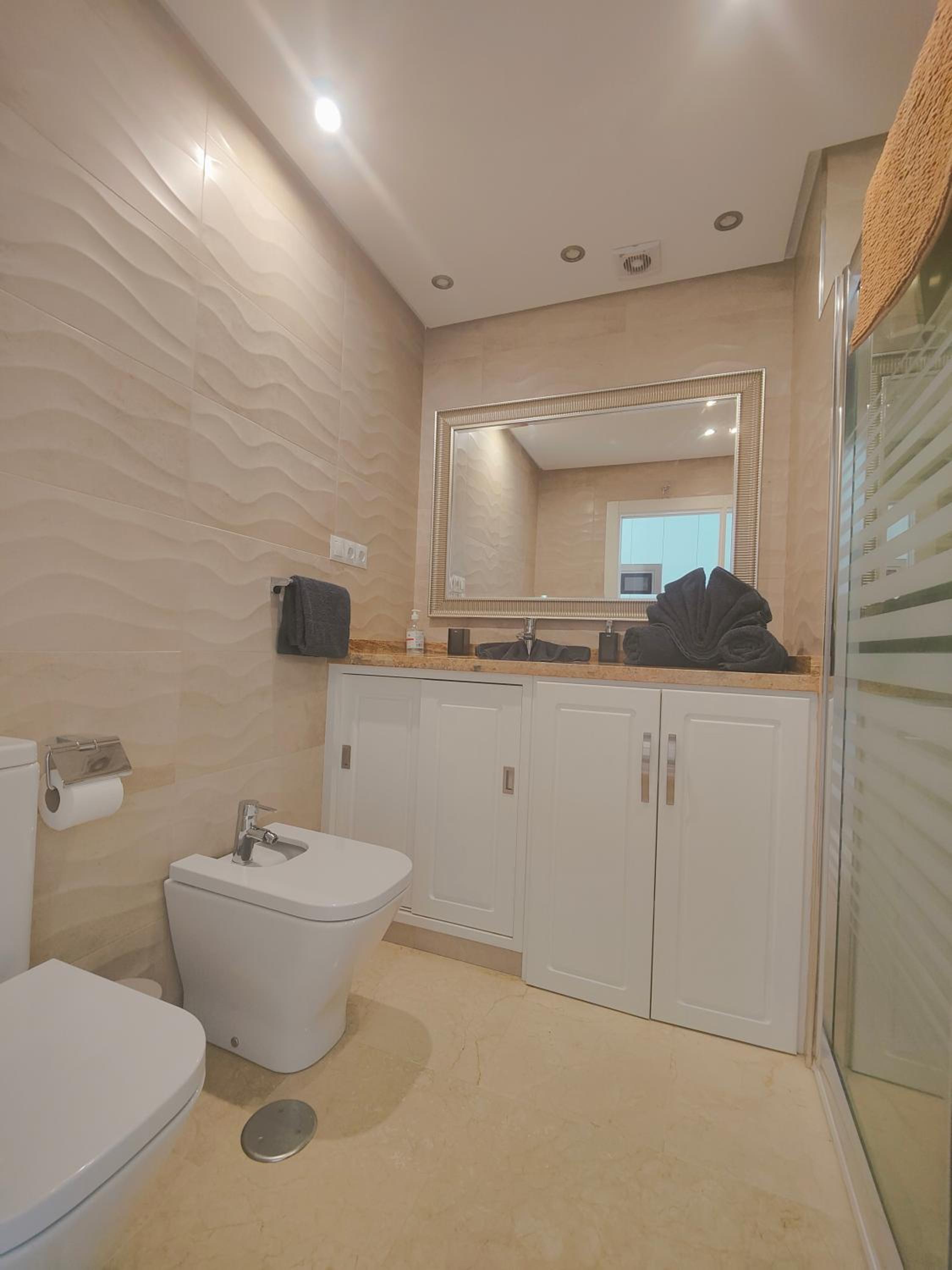 Santa-Clara-Blue Horizon Front Line Apartment BY NAMASTE ELITE