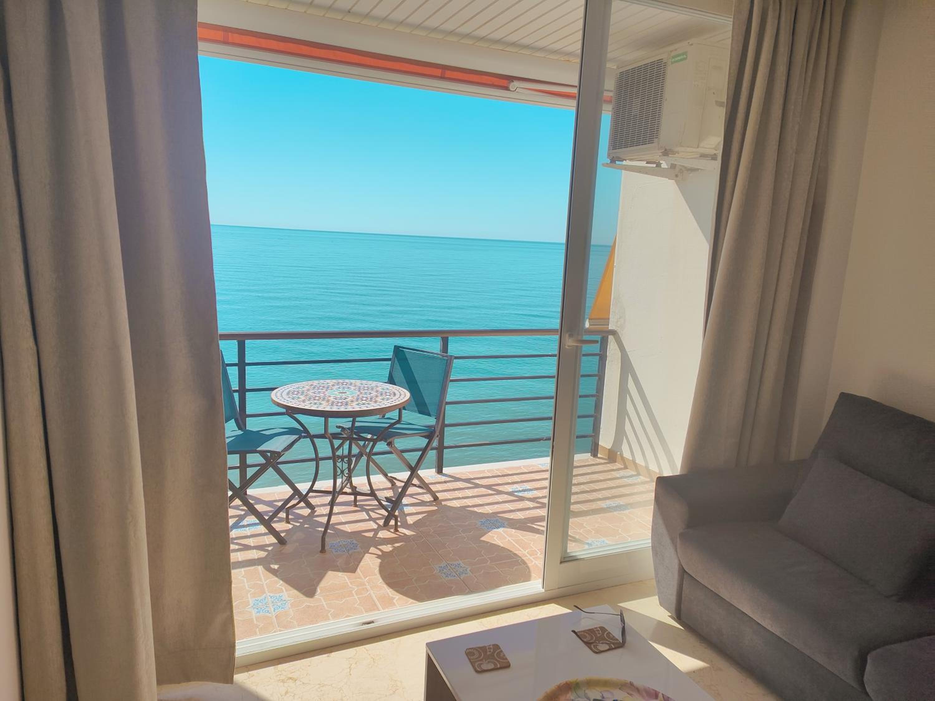 Santa-Clara-Blue Horizon Front Line Apartment BY NAMASTE ELITE