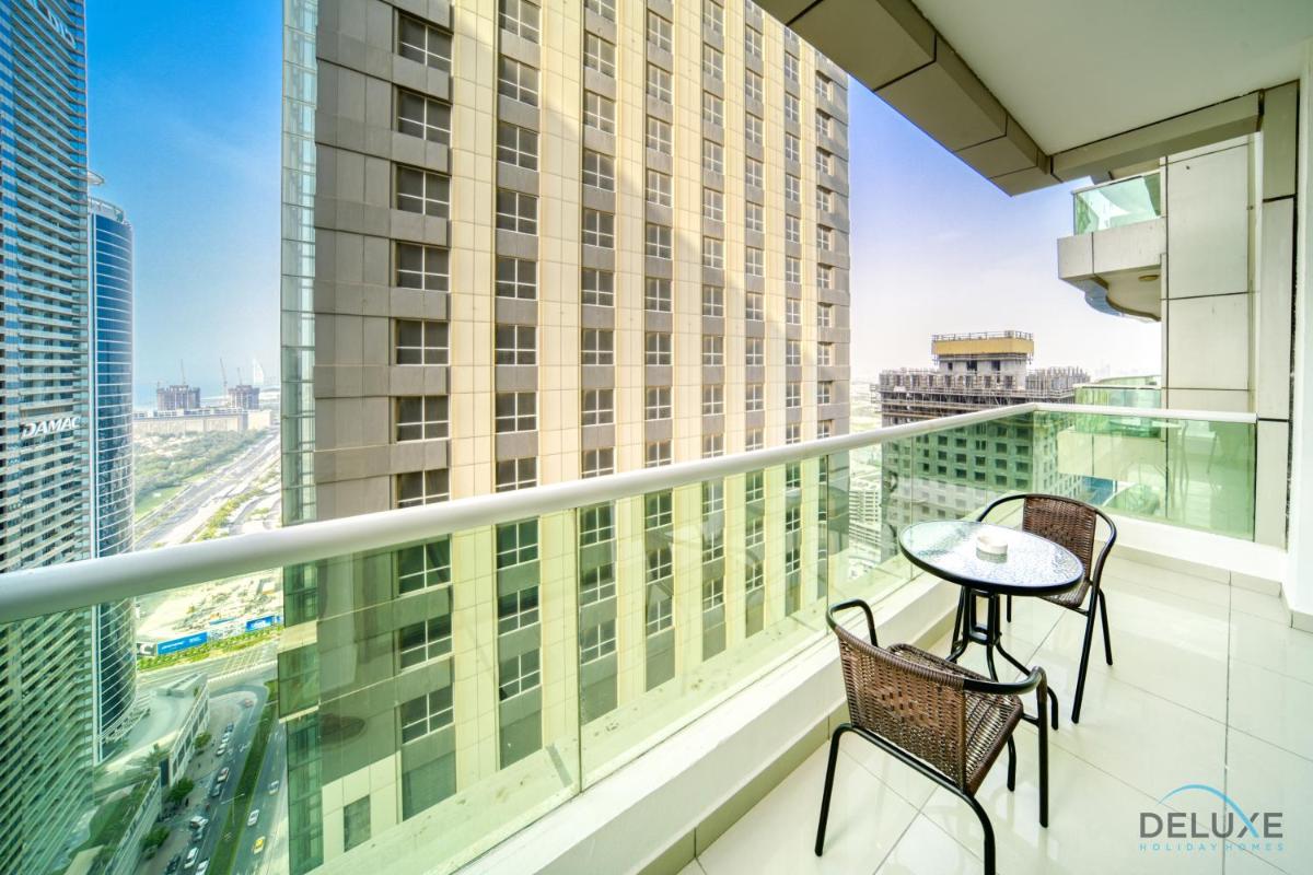 Upscale 1BR at Marina Pinnacle Dubai Marina by Deluxe Holiday Homes