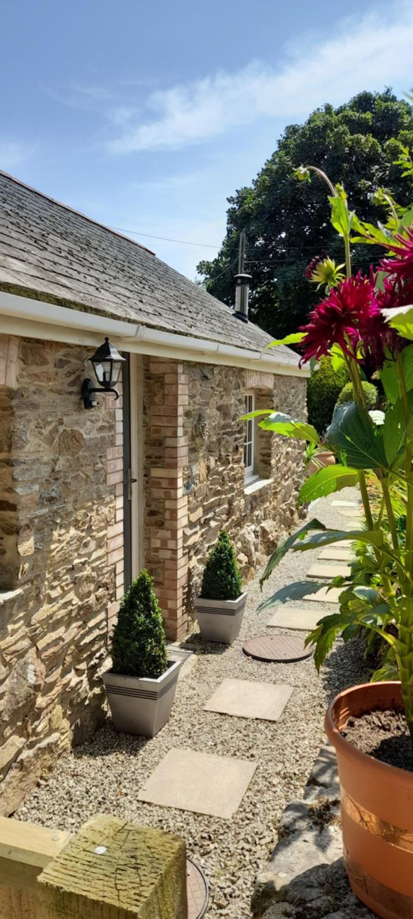 Stunning cosy barn in peaceful rural Cornwall view 2