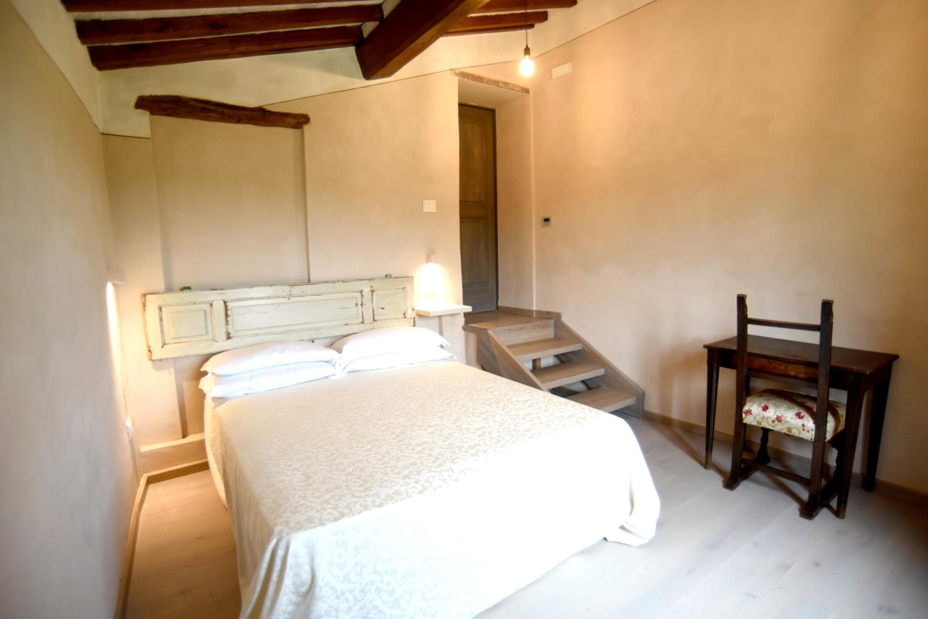 Borgo Colognola - Dimora Storica