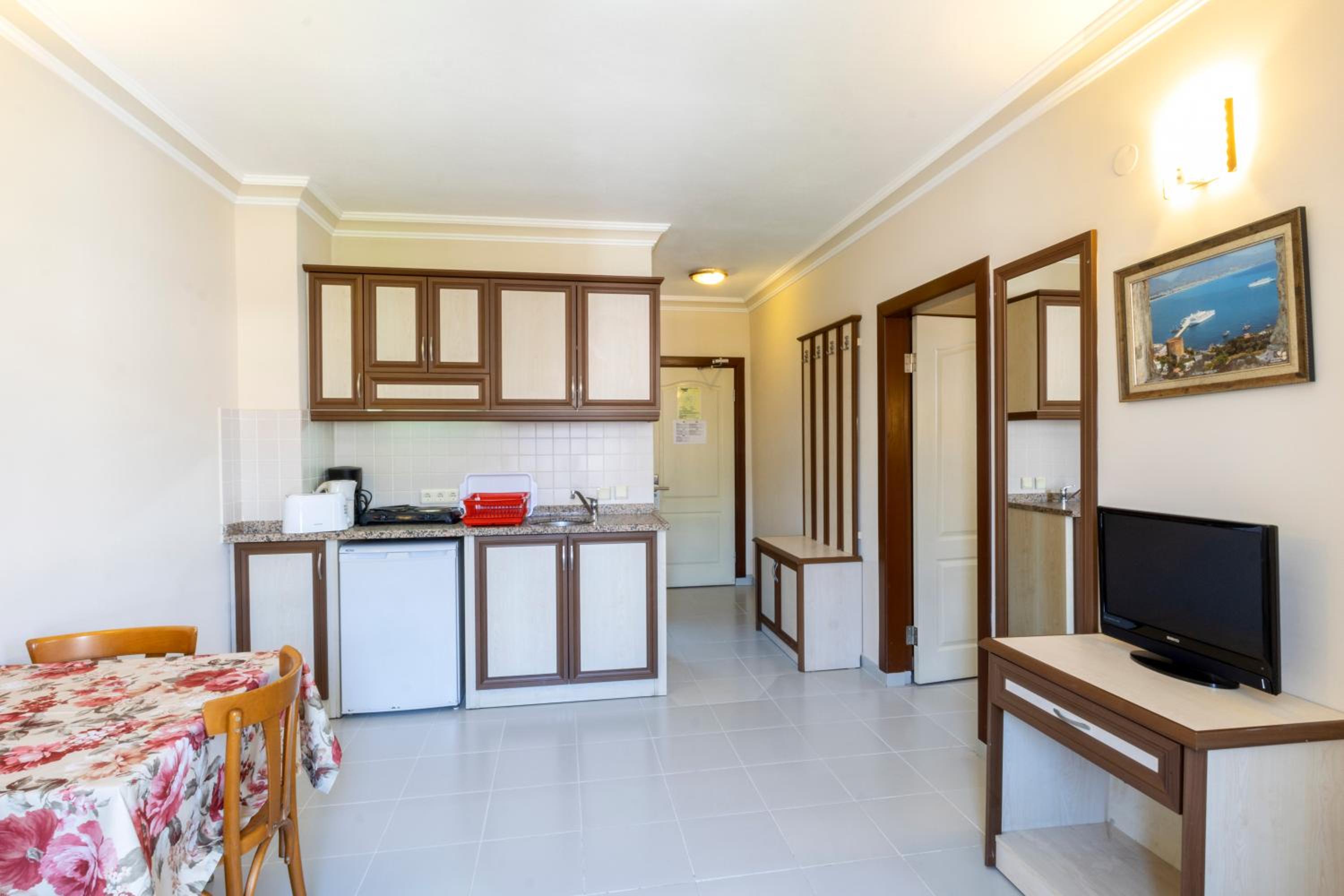 May Flower Apart Otel - Image 56