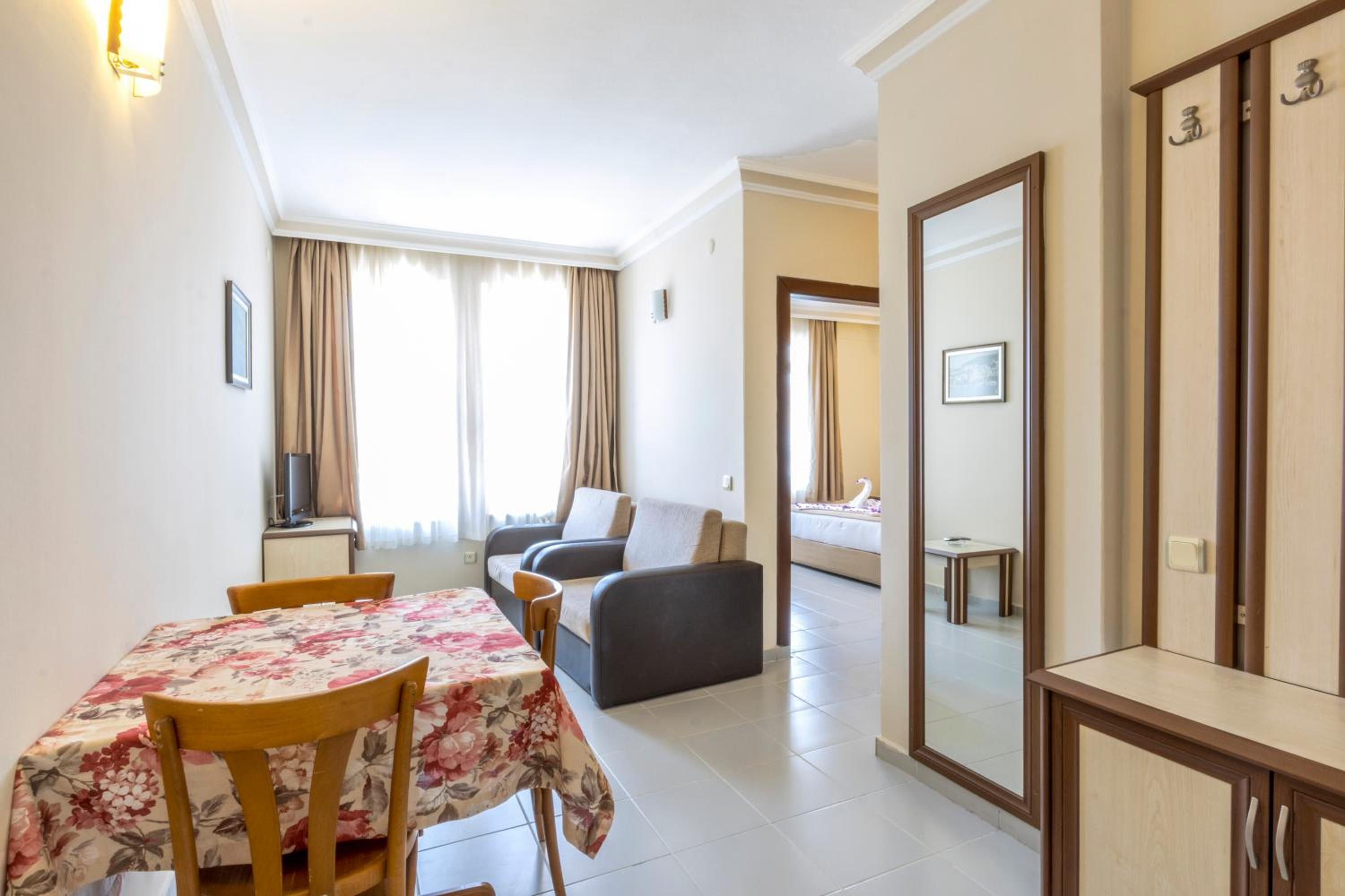 May Flower Apart Otel - Image 62