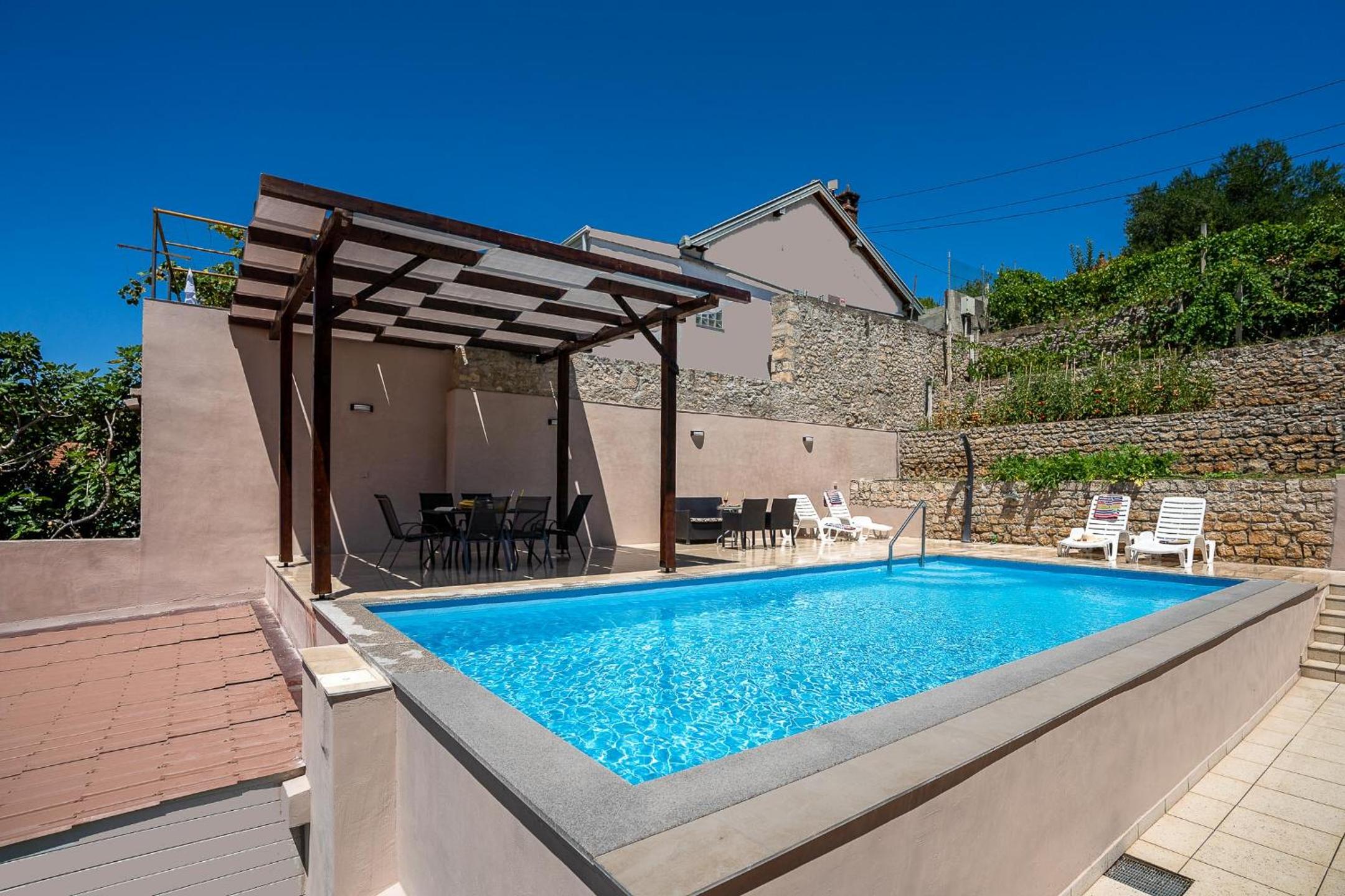 Villa MEDITERRANO Pool & Tavern Mostar view 5