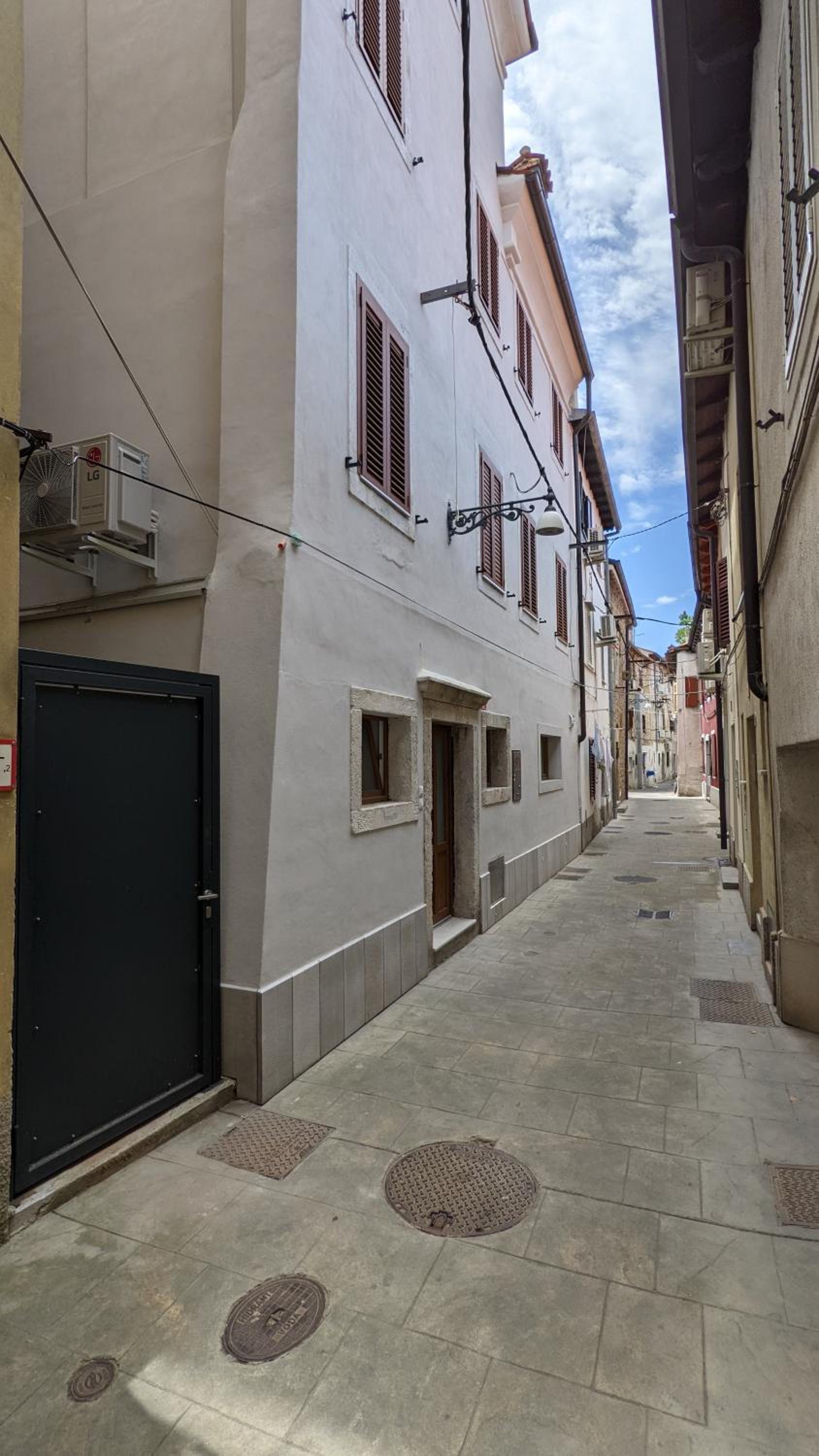 Apartma Ana