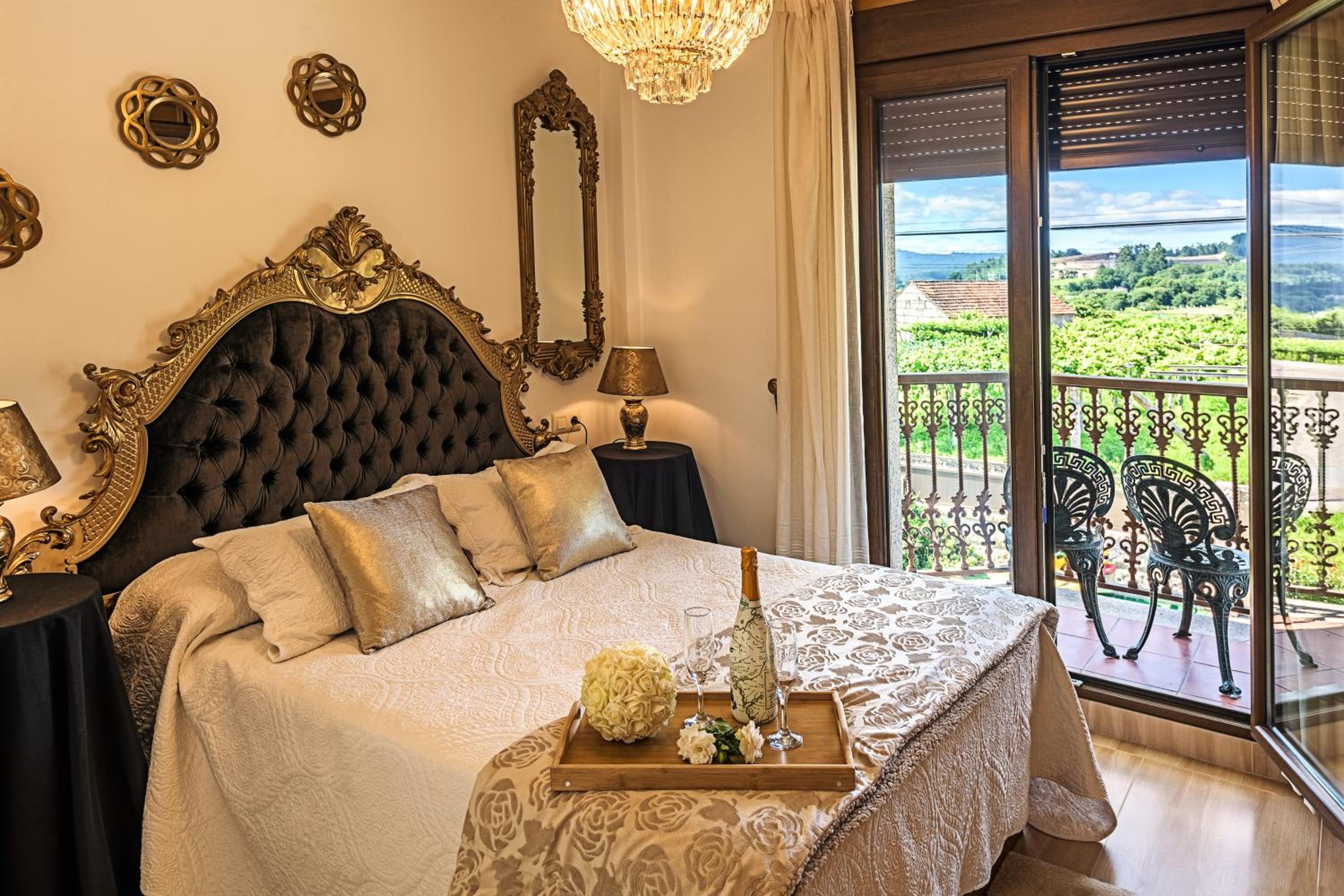 Casa Victoria garden con Jacuzzi y piscina