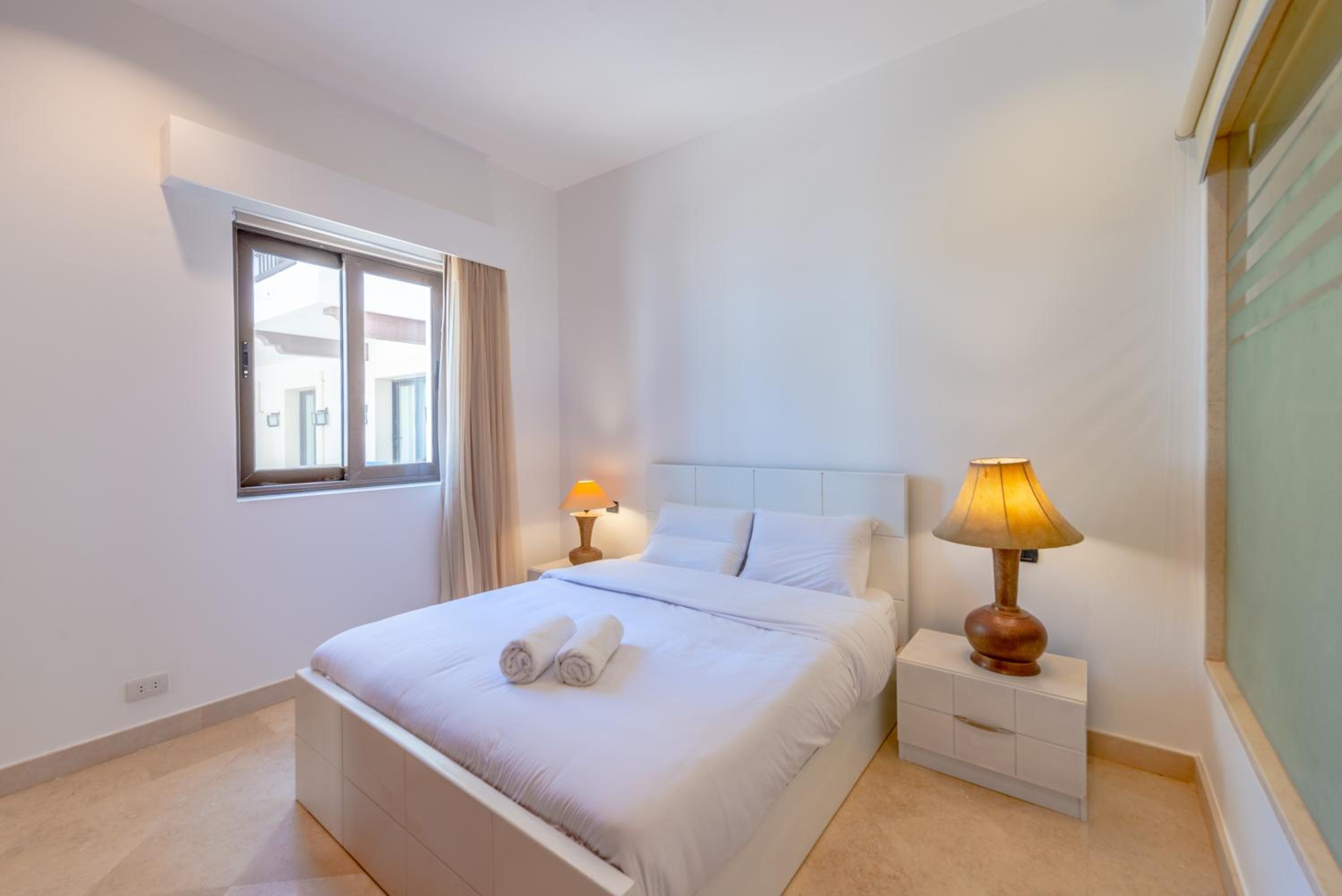 Classy 1-Bedroom Apartment in Ancient Sands with Pool View