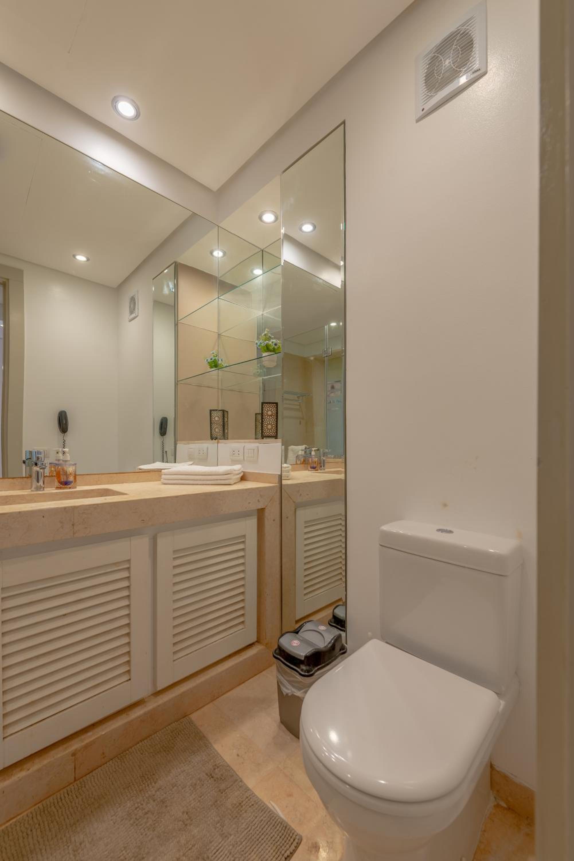 Classy 1-Bedroom Apartment in Ancient Sands with Pool View