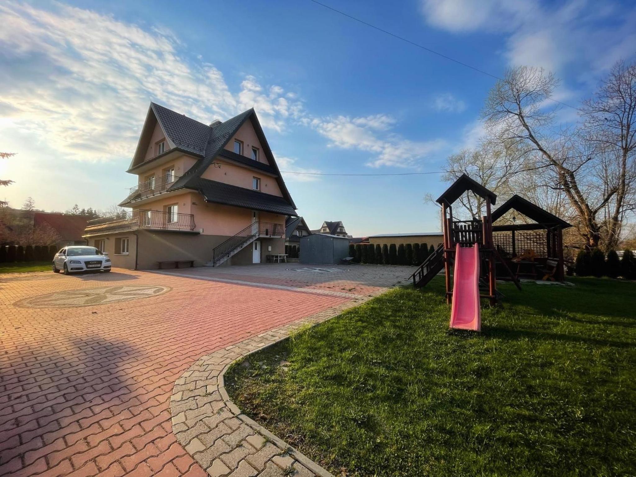 Pokoje Gościnne Letycja view 2