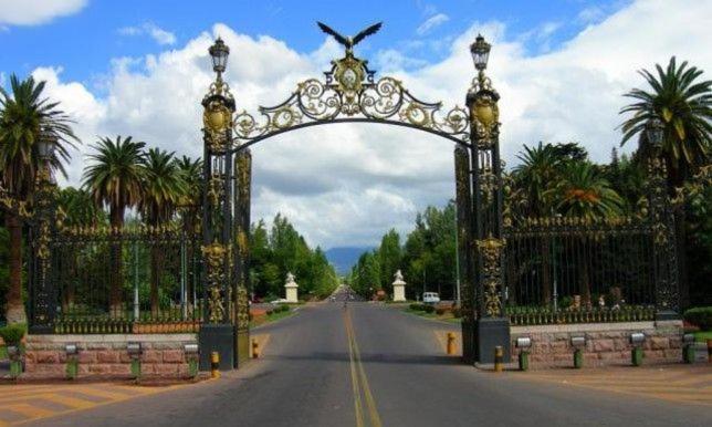 Departamento a 150mts de los Portones del Parque