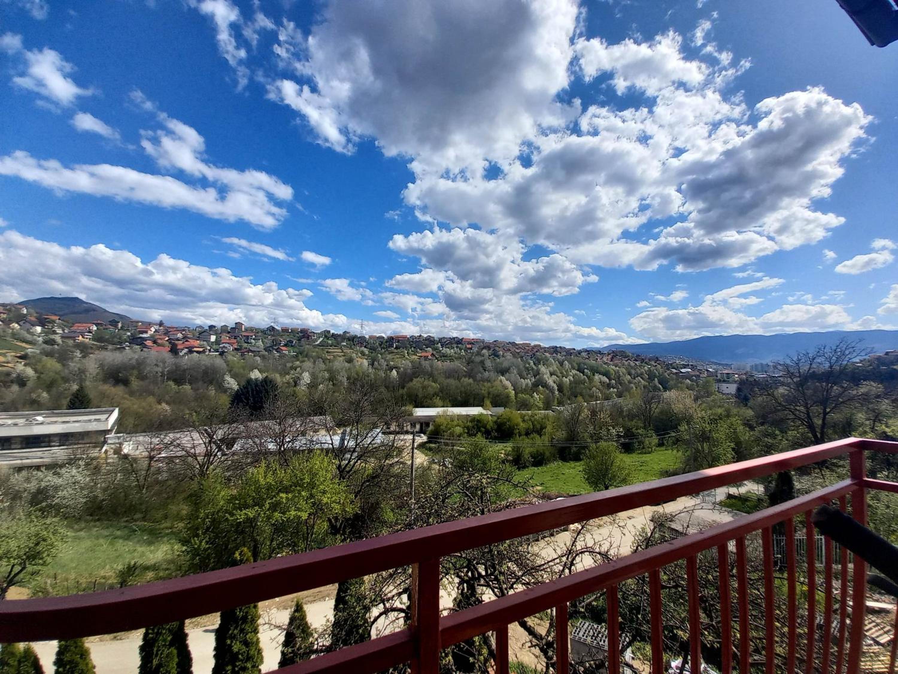 Apartment Tarik