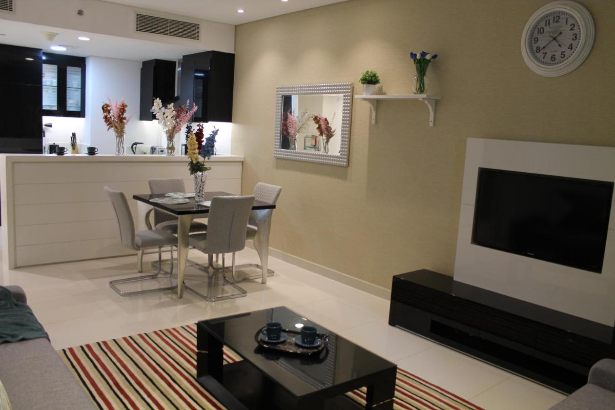 Spacious one bedroom close to Burj Khalifa, Dubai Mall in Business Bay