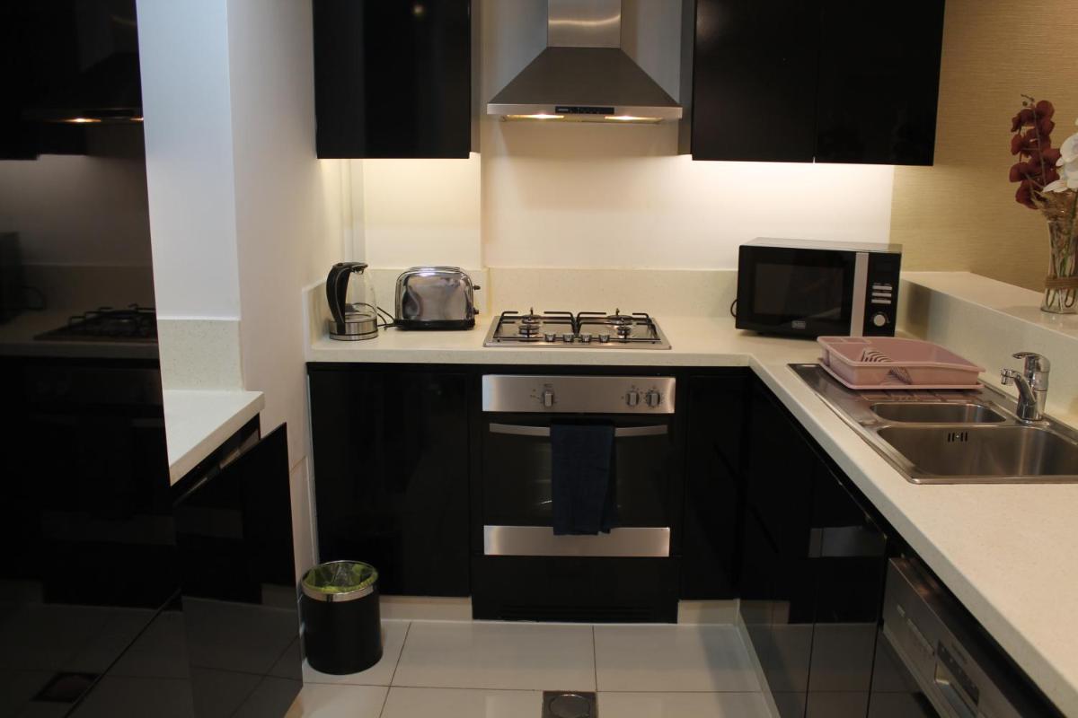Spacious one bedroom close to Burj Khalifa, Dubai Mall in Business Bay