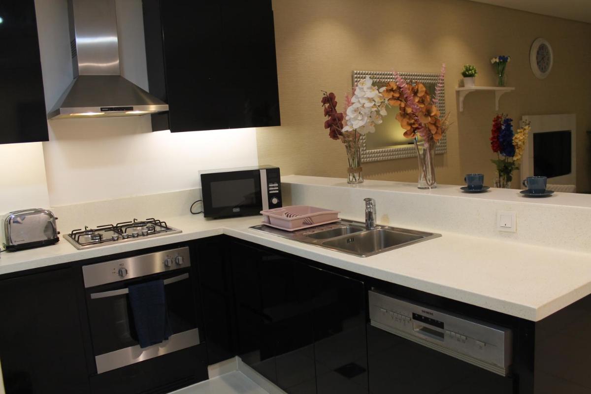 Spacious one bedroom close to Burj Khalifa, Dubai Mall in Business Bay